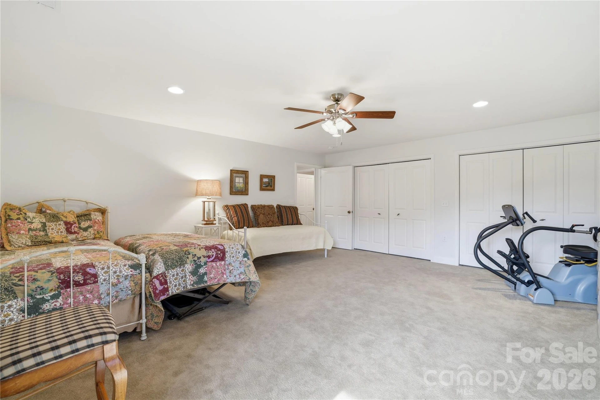 140 Debbie Loop - Photo 36