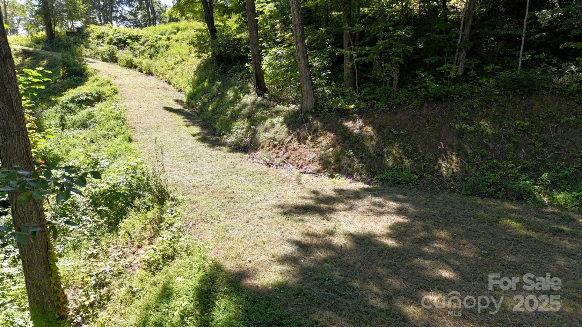2222 Sleepy Hollow Drive - Photo 15