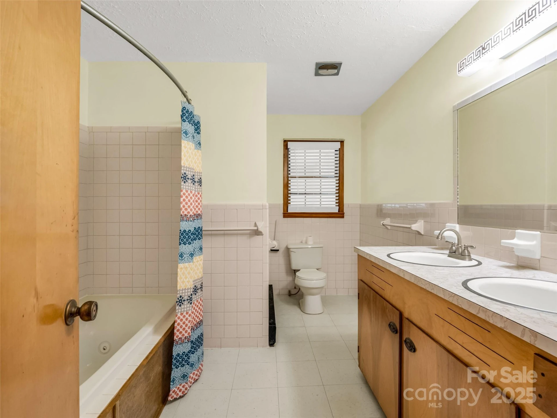 184 Spring Street - Photo 17