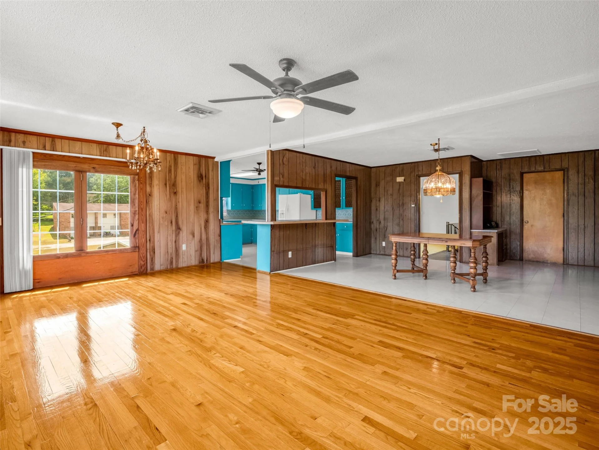 184 Spring Street - Photo 8