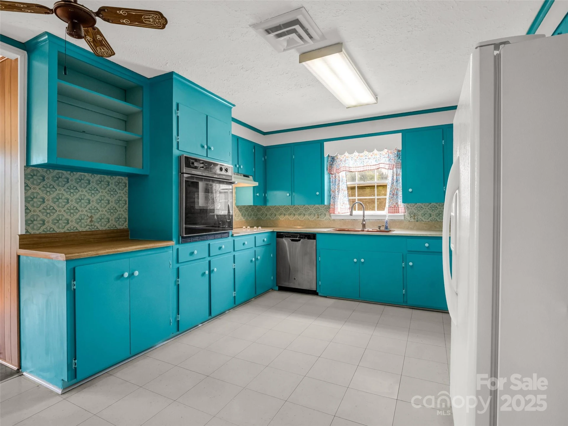 184 Spring Street - Photo 10
