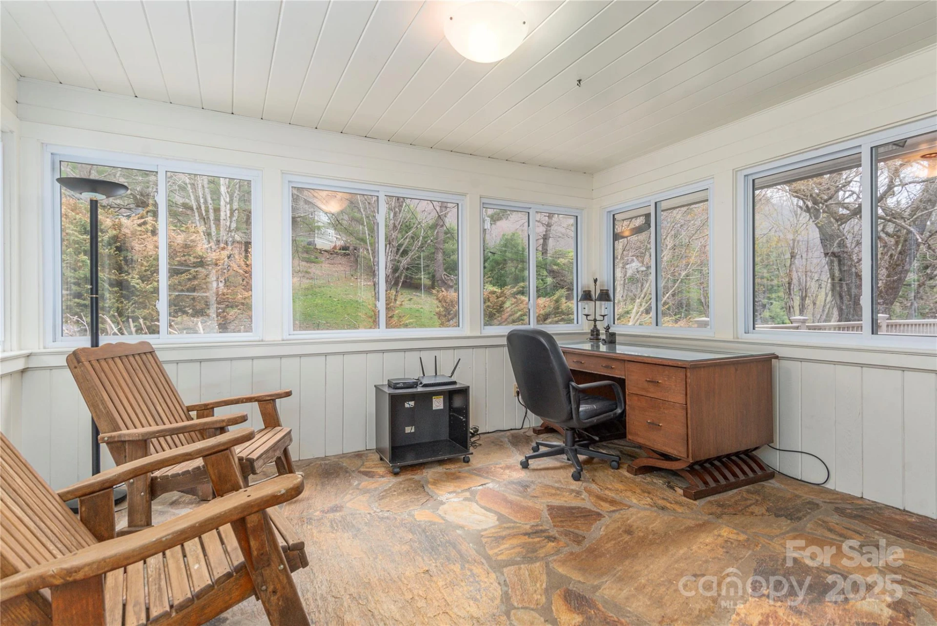 55 Grove Park - Photo 3