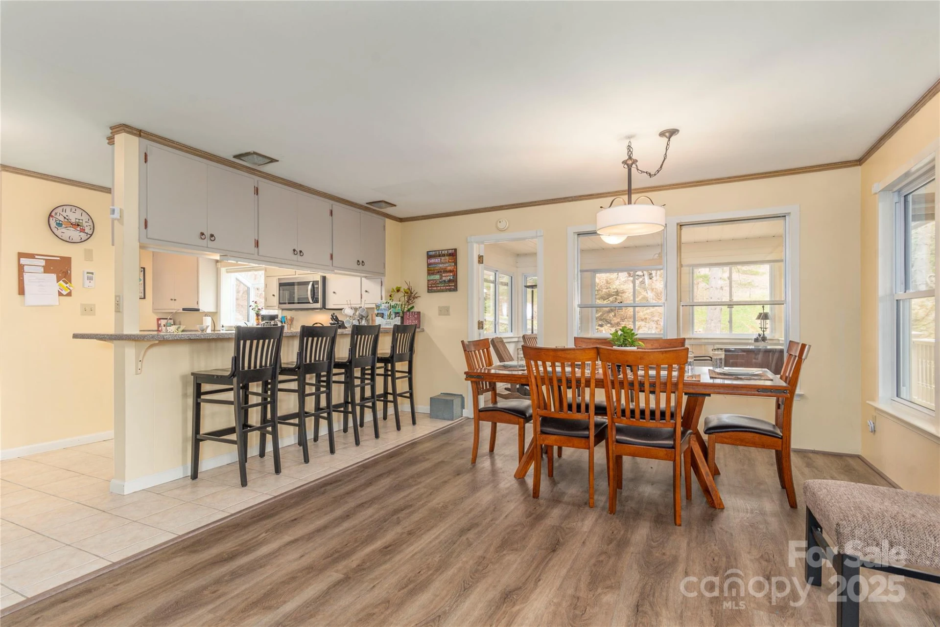 55 Grove Park - Photo 8