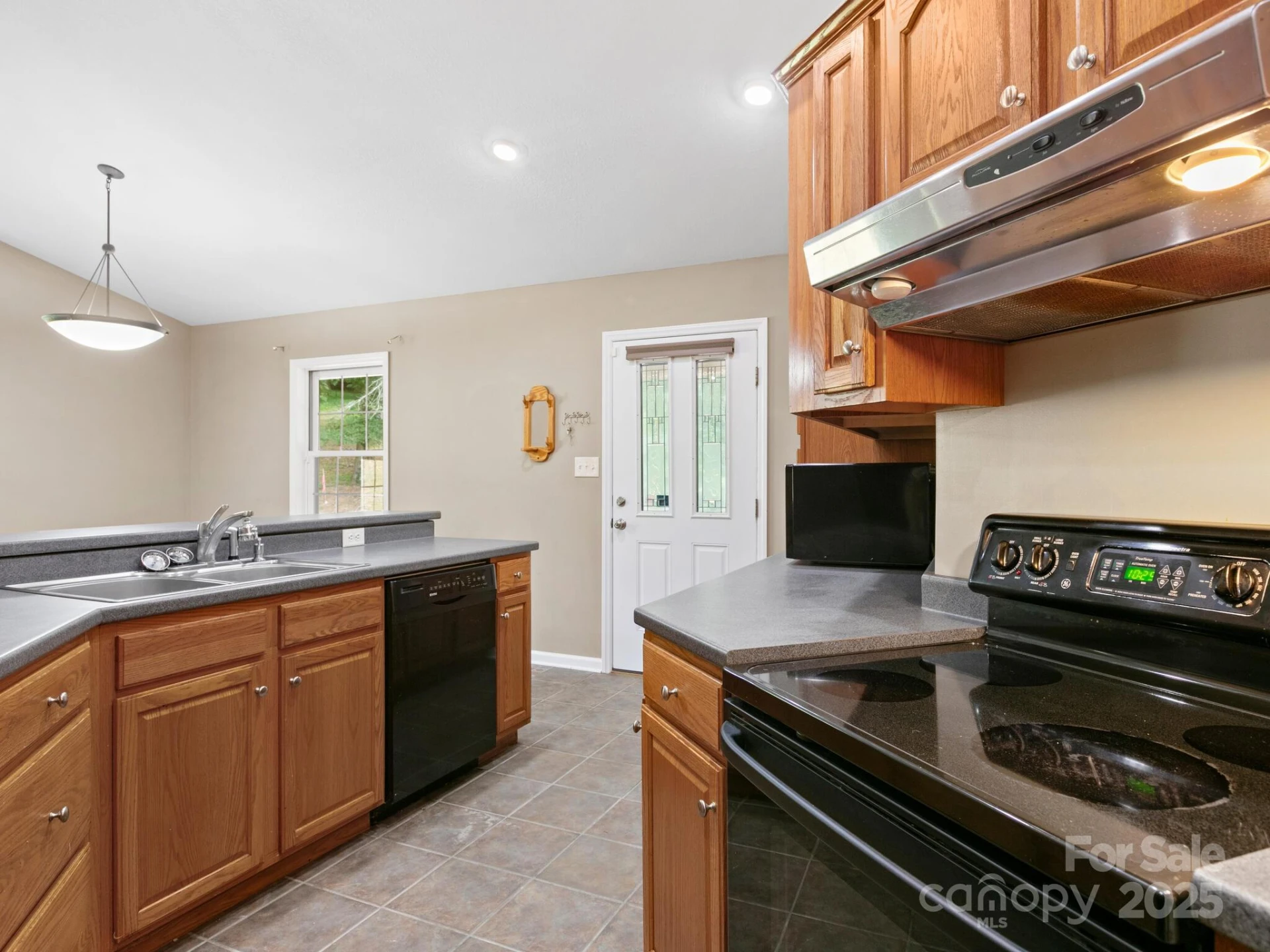 515 Pond Road - Photo 17