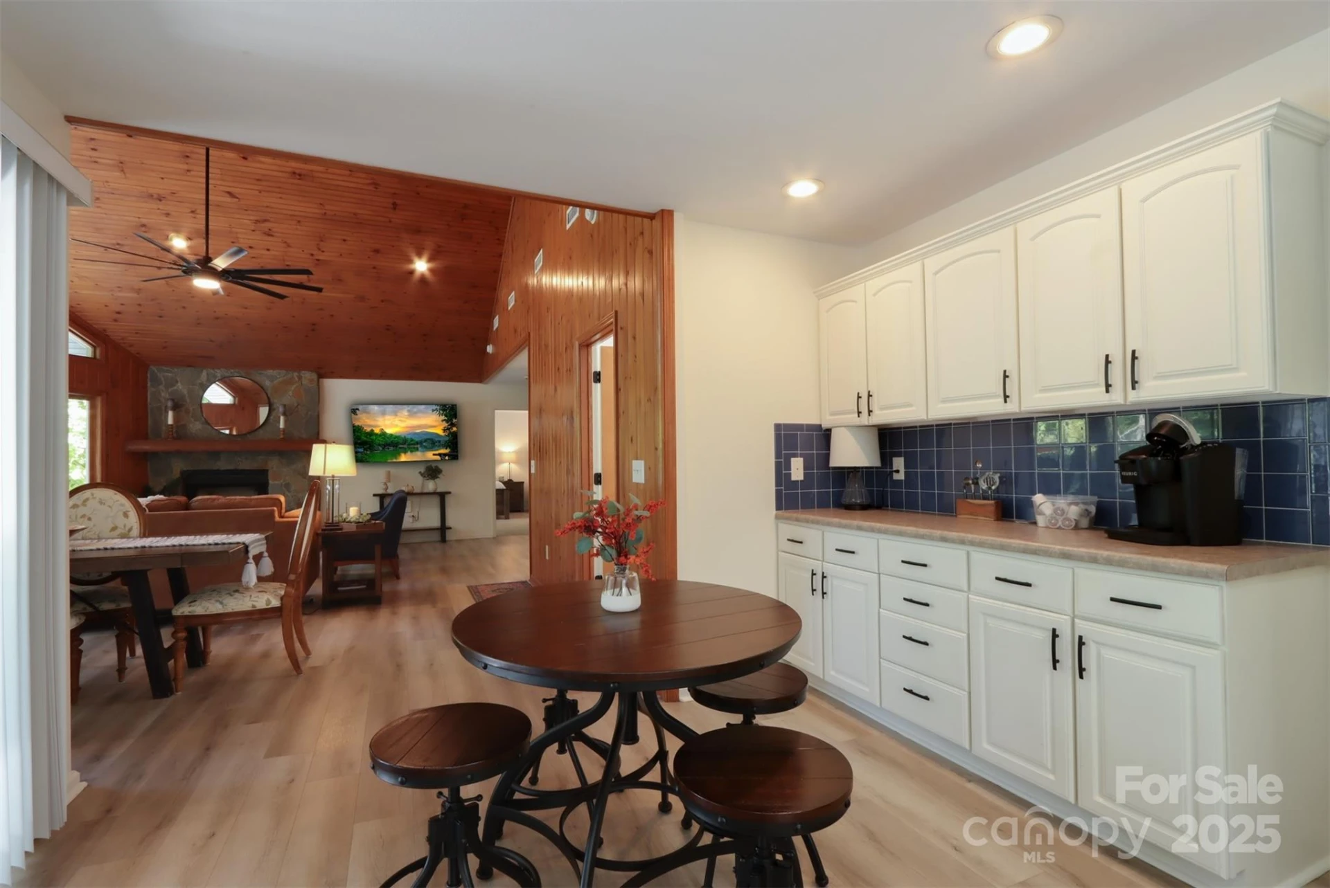 110 Lakewood Drive - Photo 9
