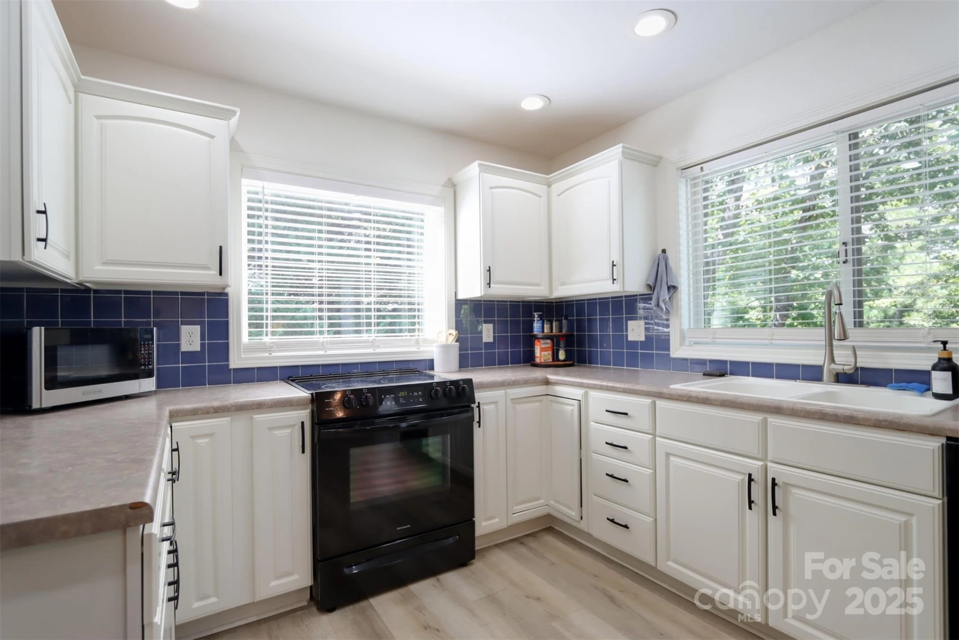 110 Lakewood Drive - Photo 10