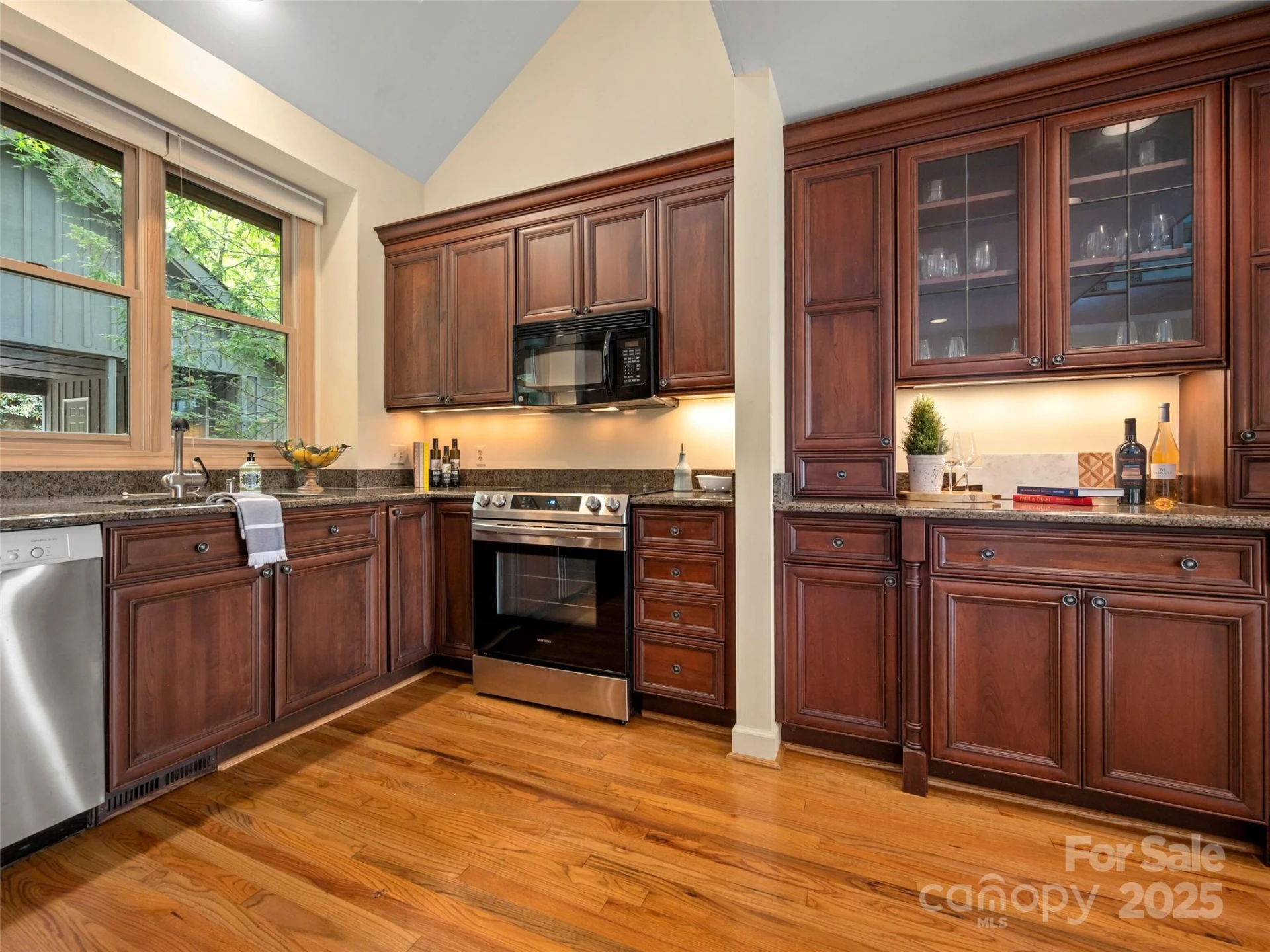 18 Wild Ivy Run - Photo 8