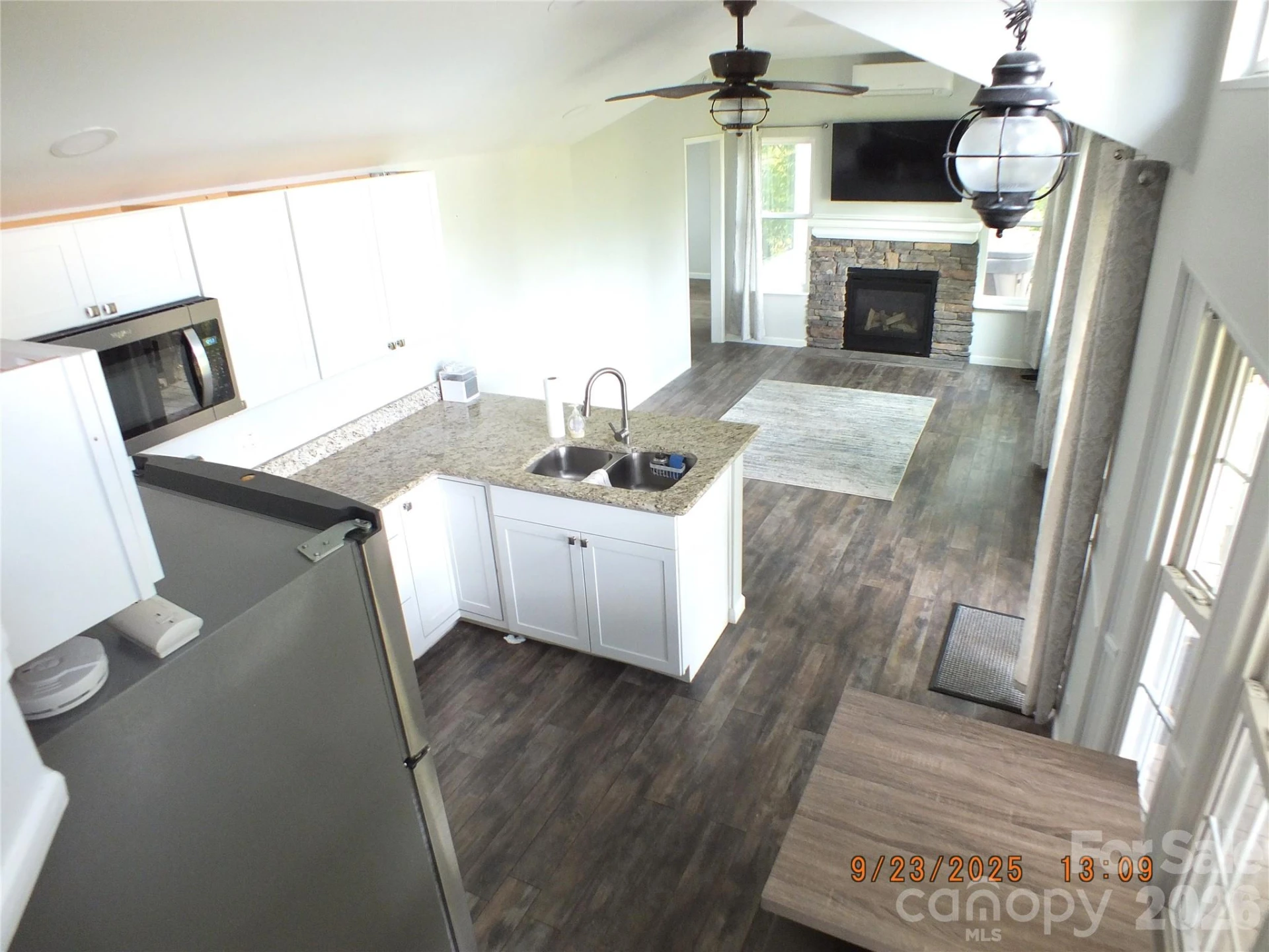 408 Whispering Winds Road - Photo 10