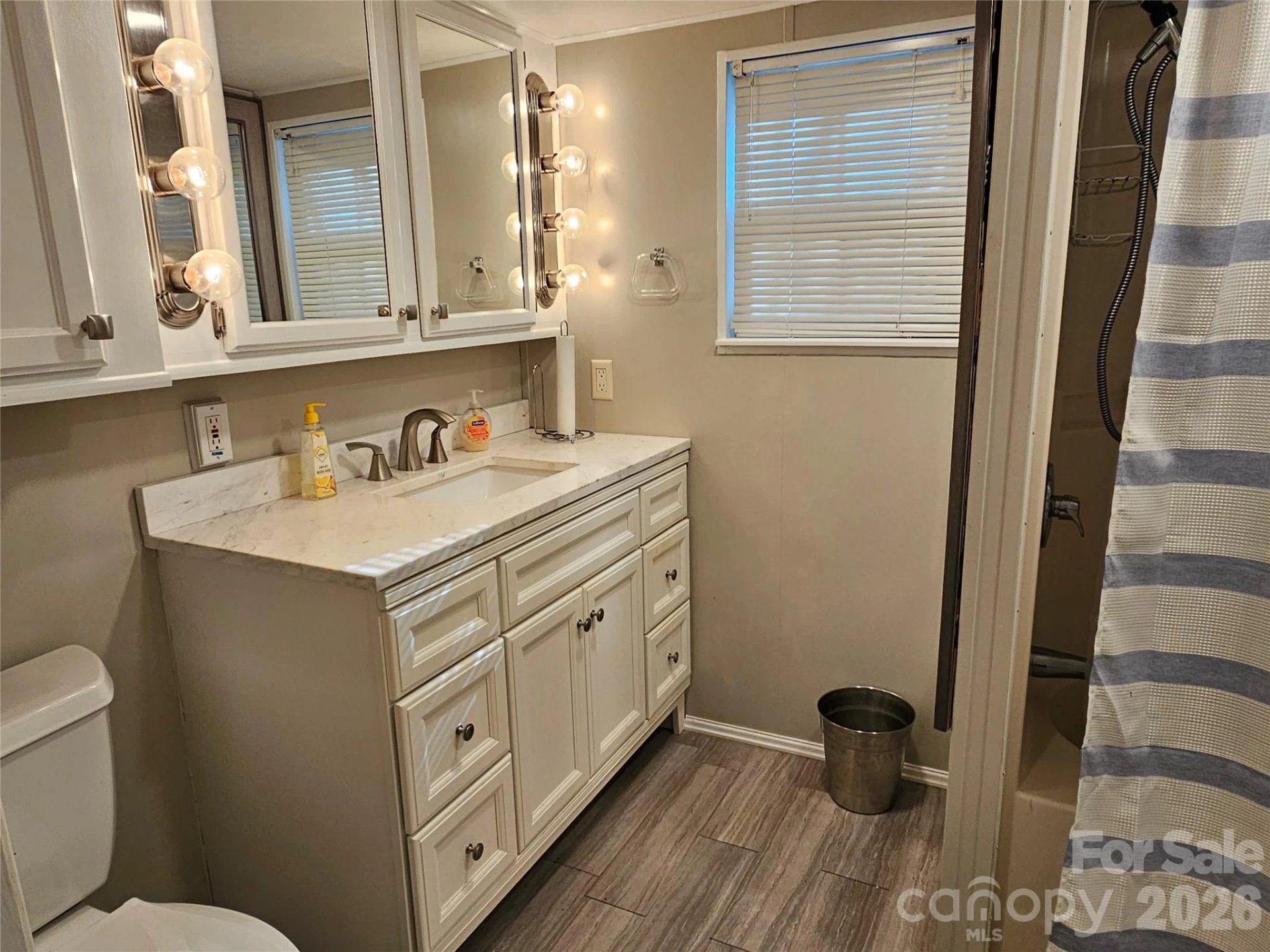 408 Whispering Winds Road - Photo 19