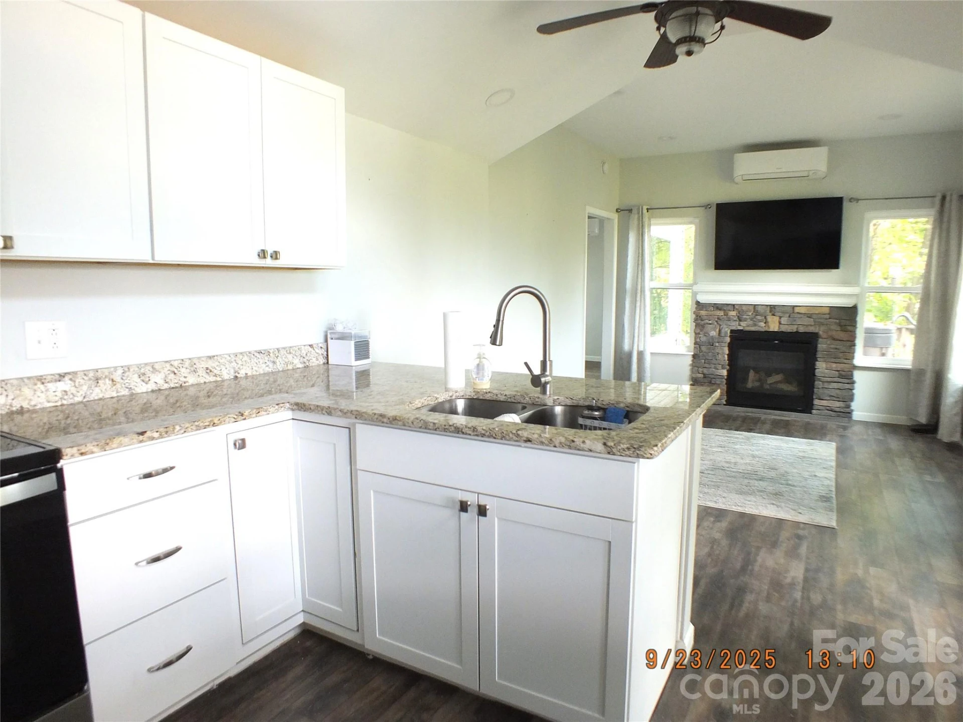 408 Whispering Winds Road - Photo 7