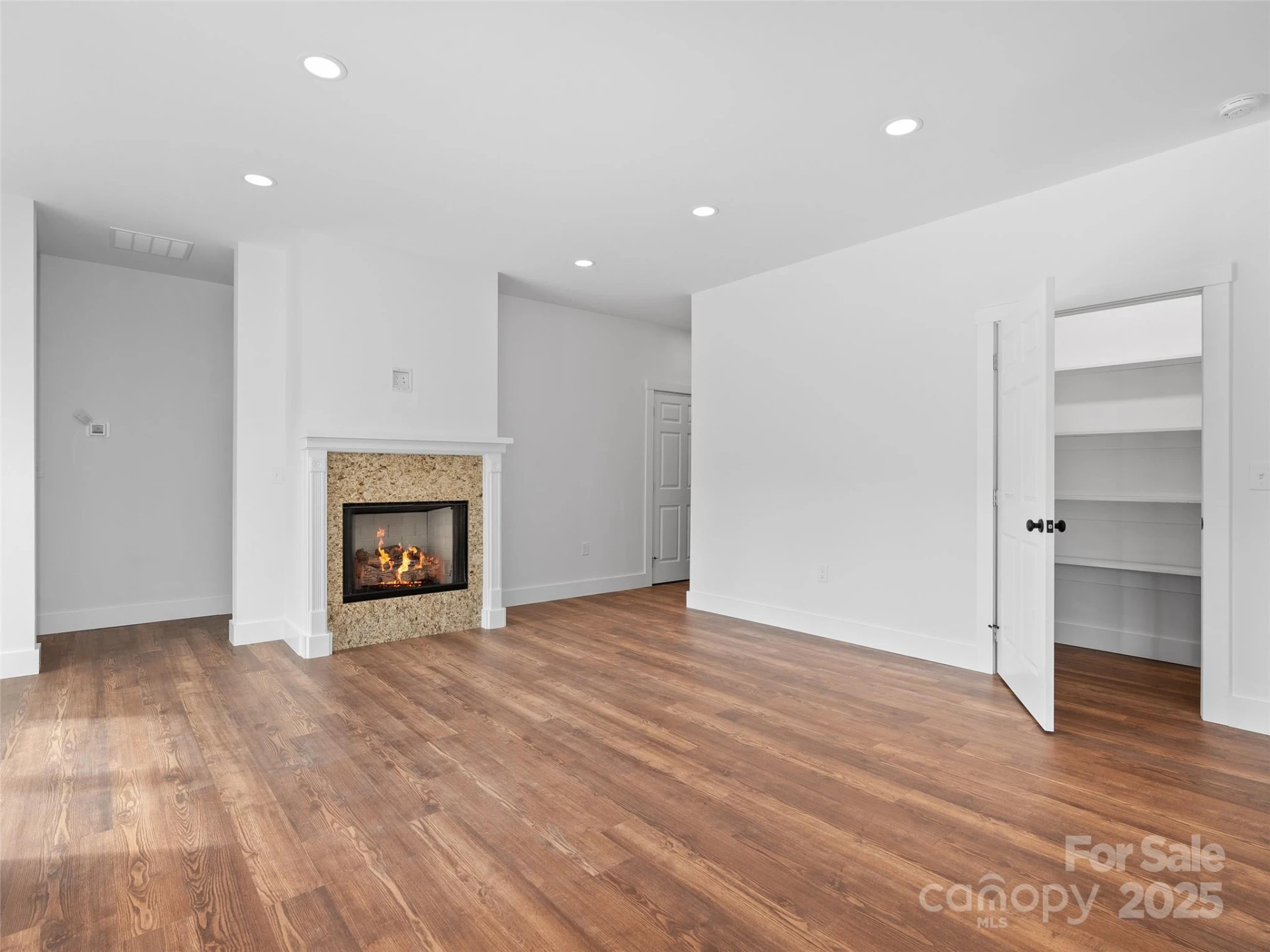 15 Riemar Lane - Photo 10