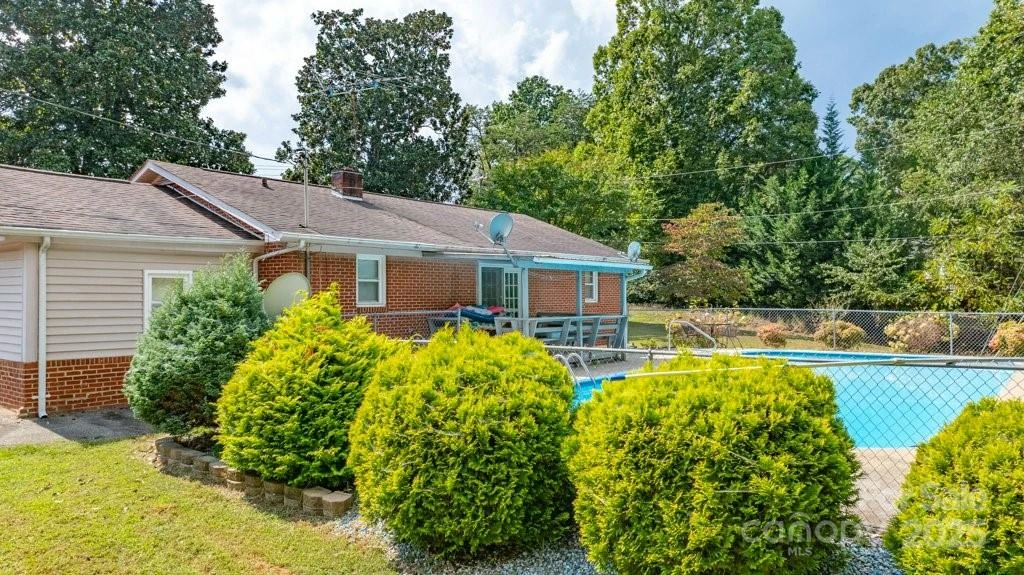 489 Ned Mcgimsey Road - Photo 5