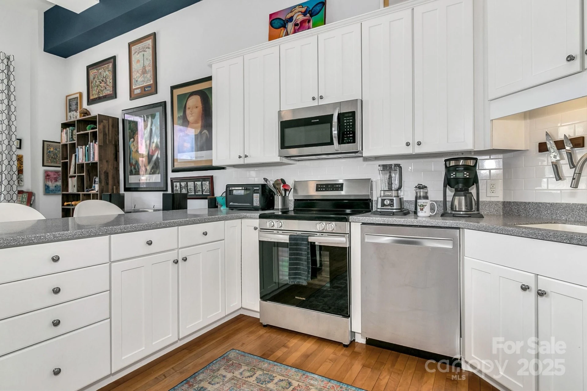 59 College Street #402 - Photo 7
