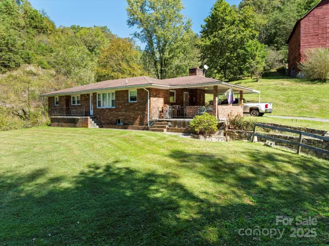1623 Ammons Branch Road