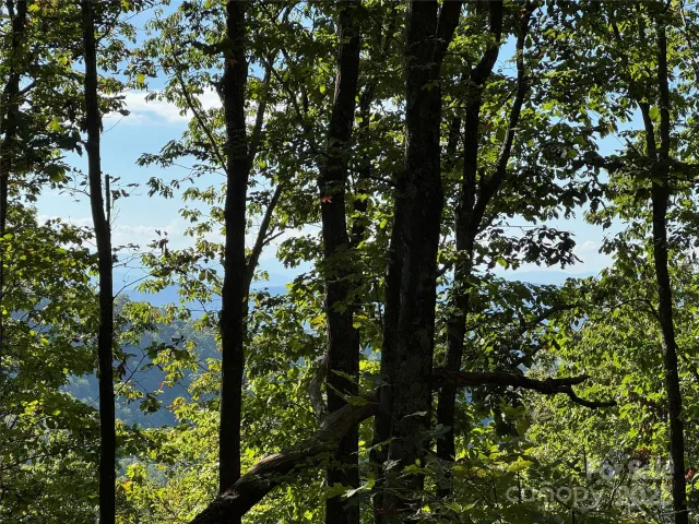 400 High Hickory Trail