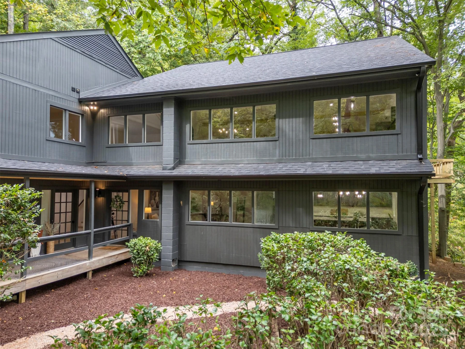 160 Lasae Lane - Photo 2