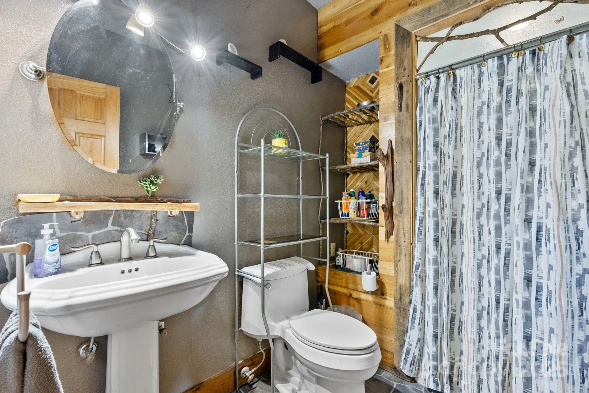 340 Henry Dingus Way - Photo 32