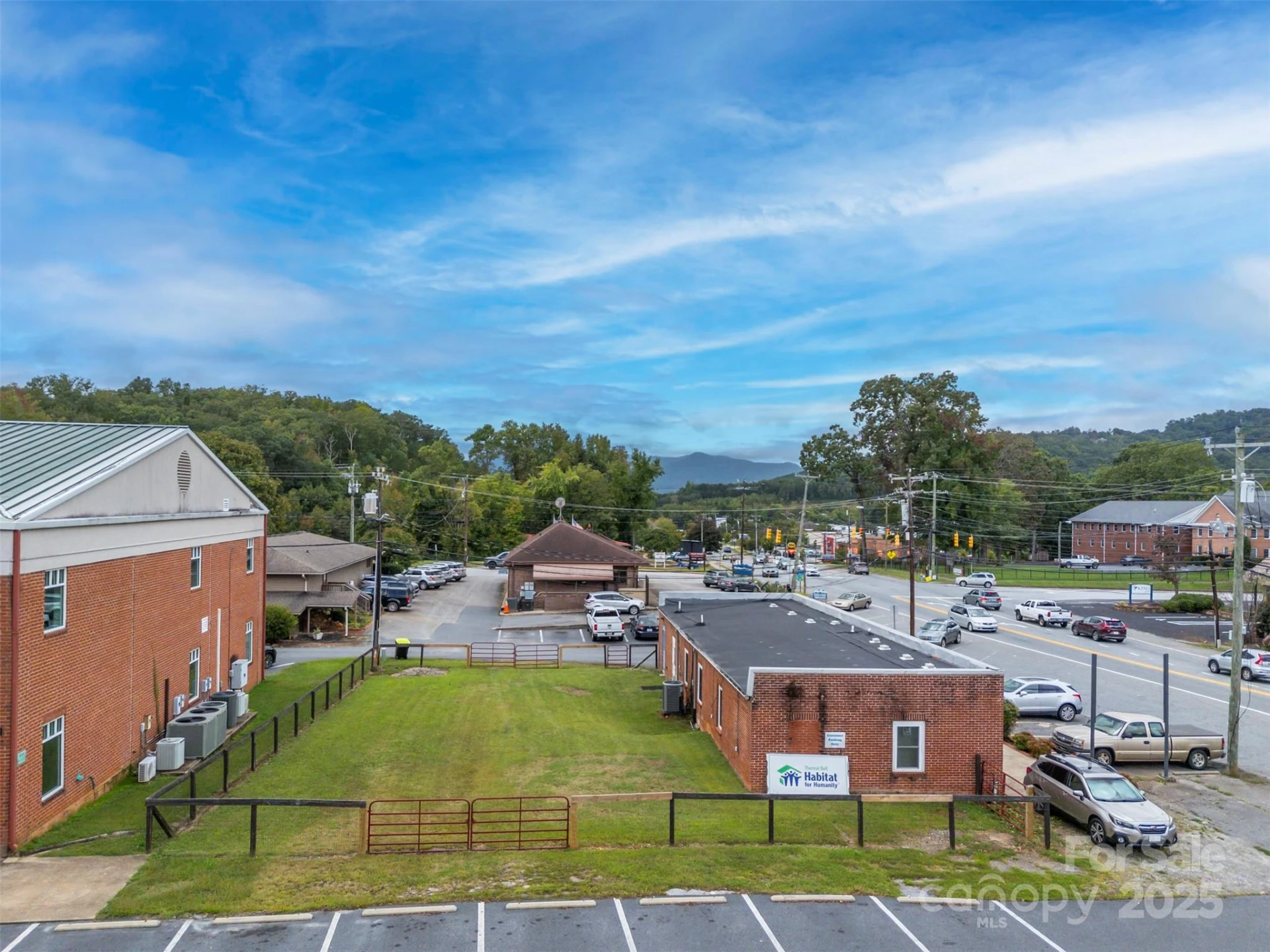 40 E Mills Street - Photo 6