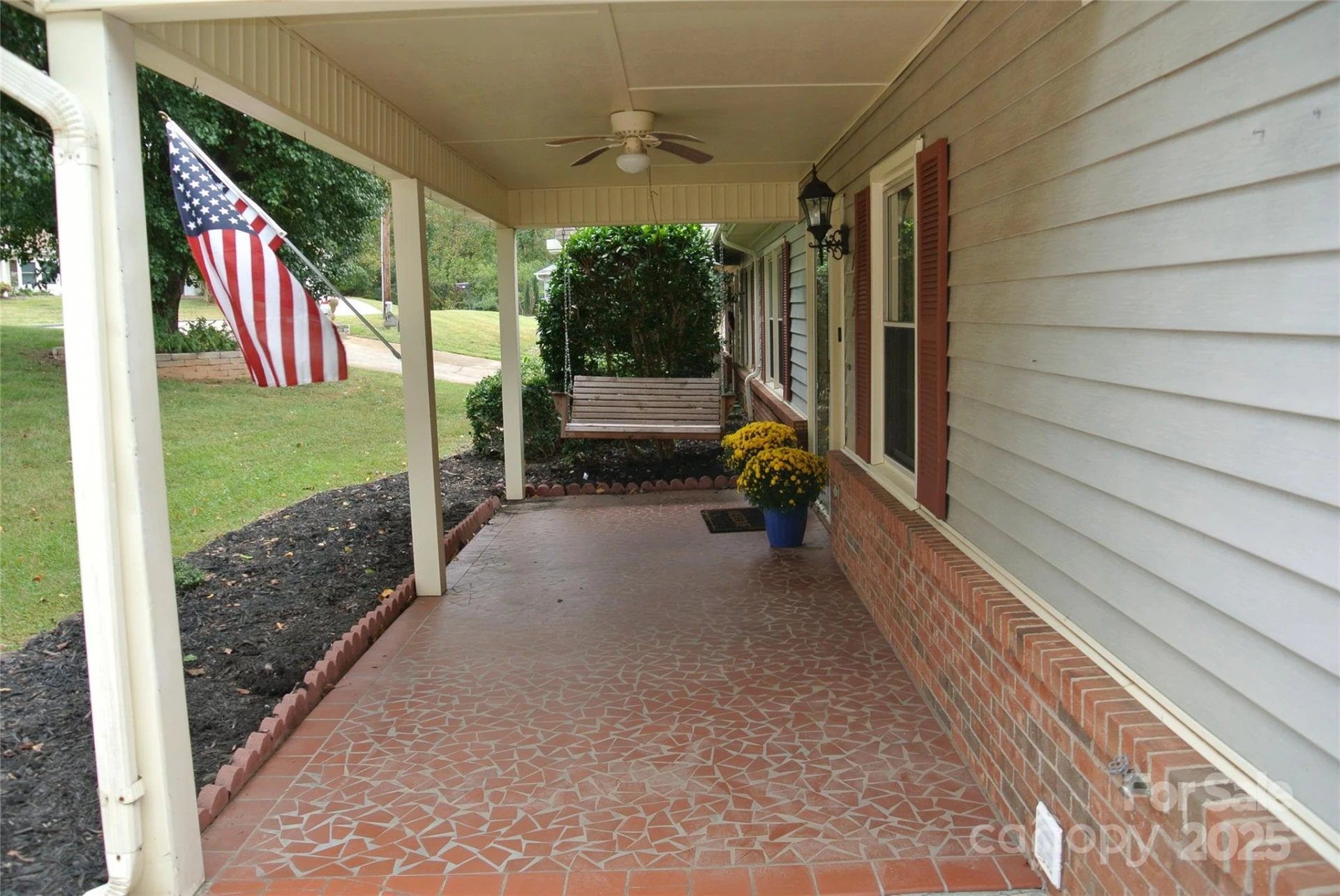112 Holly Court - Photo 5