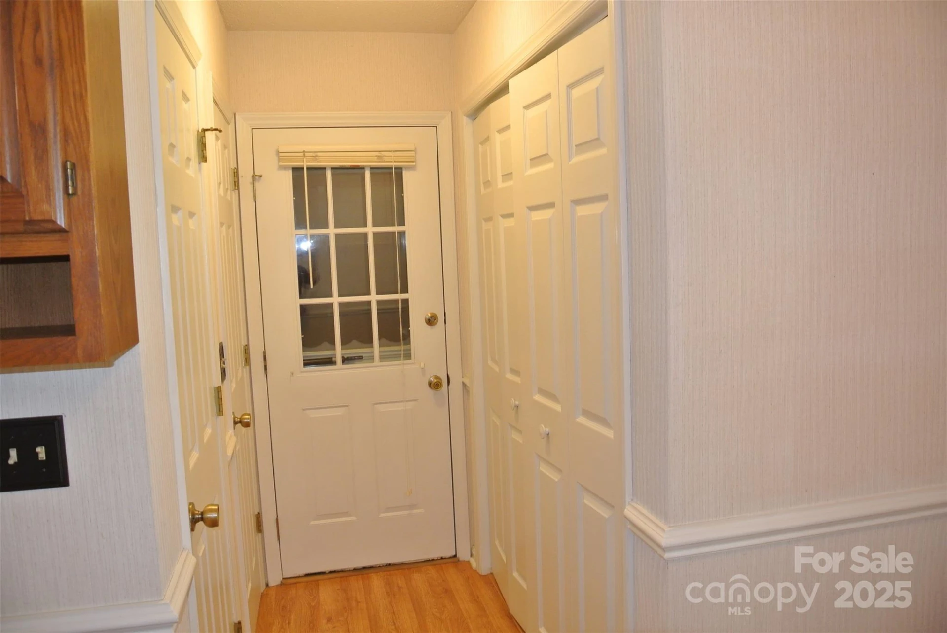 112 Holly Court - Photo 9