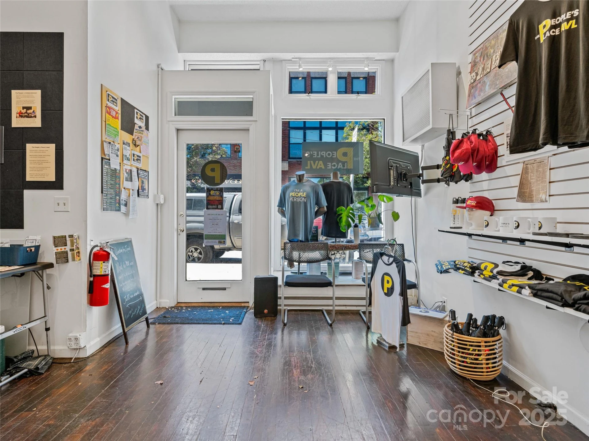 58 Broadway Street - Photo 9