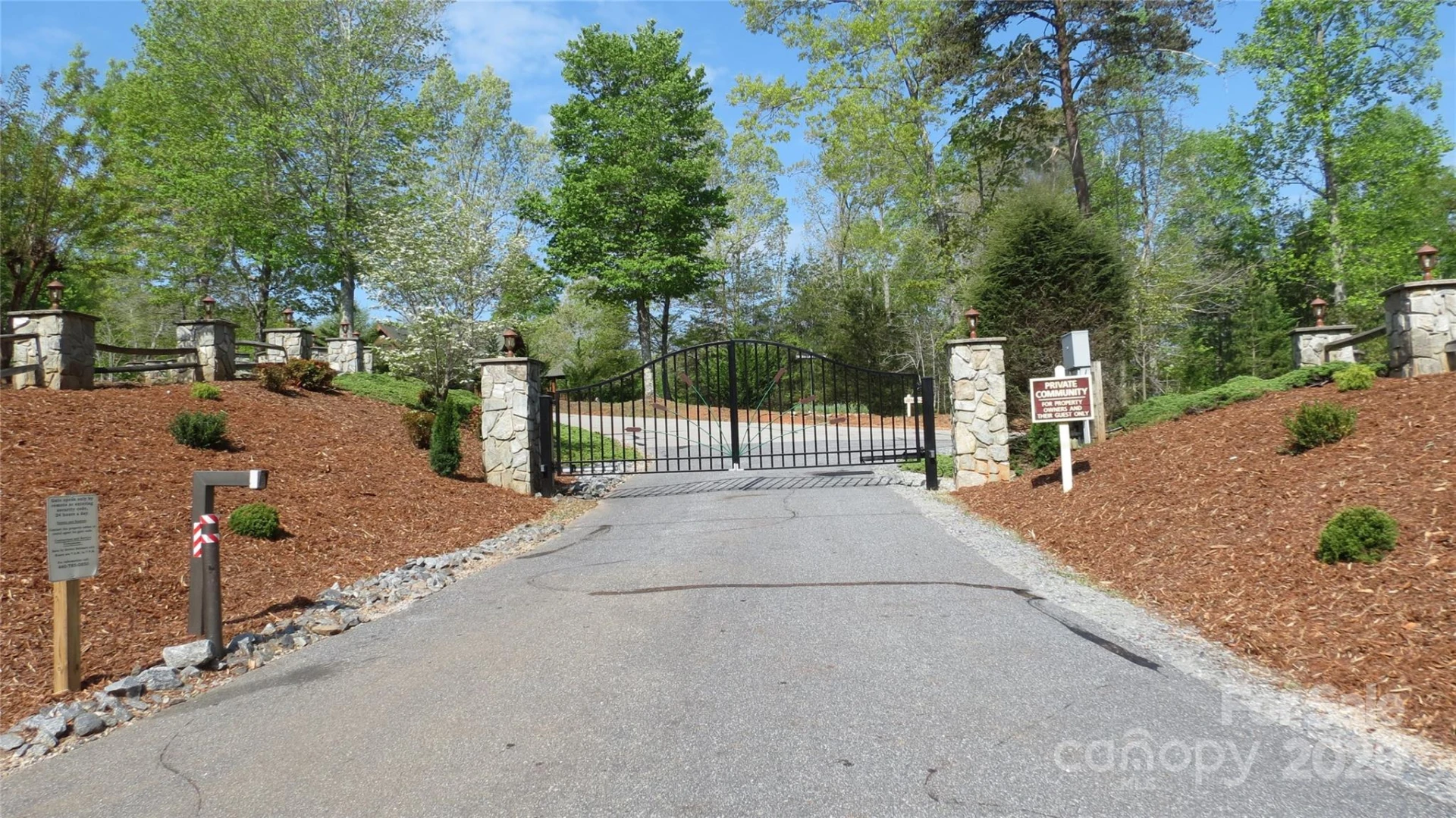 0000 Double Eagle Drive #25 - Photo 4