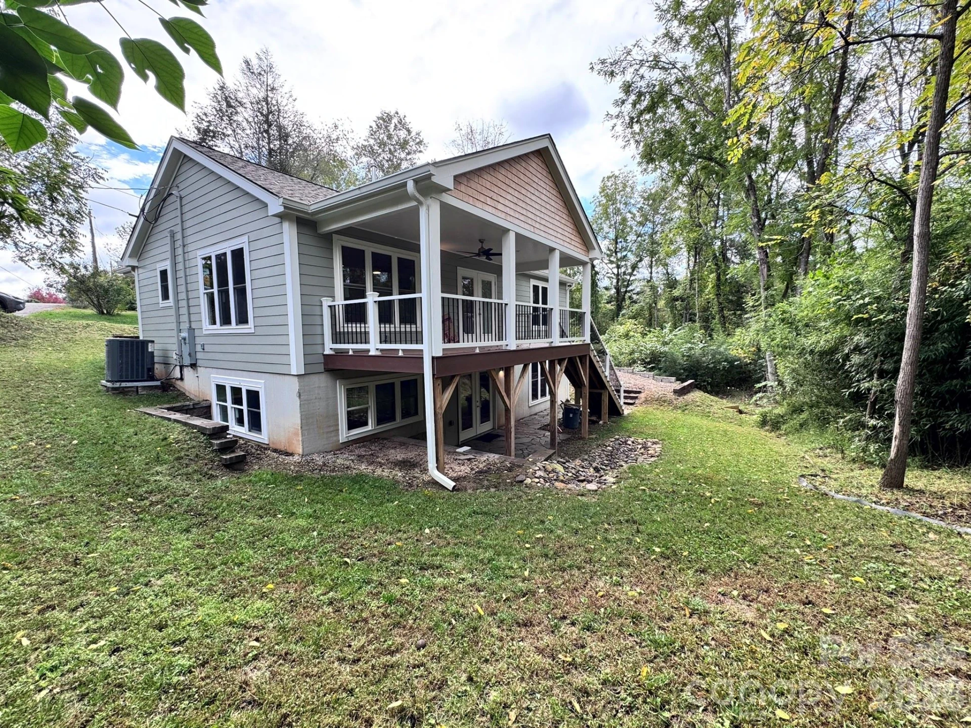 269 Virginia Avenue - Photo 3