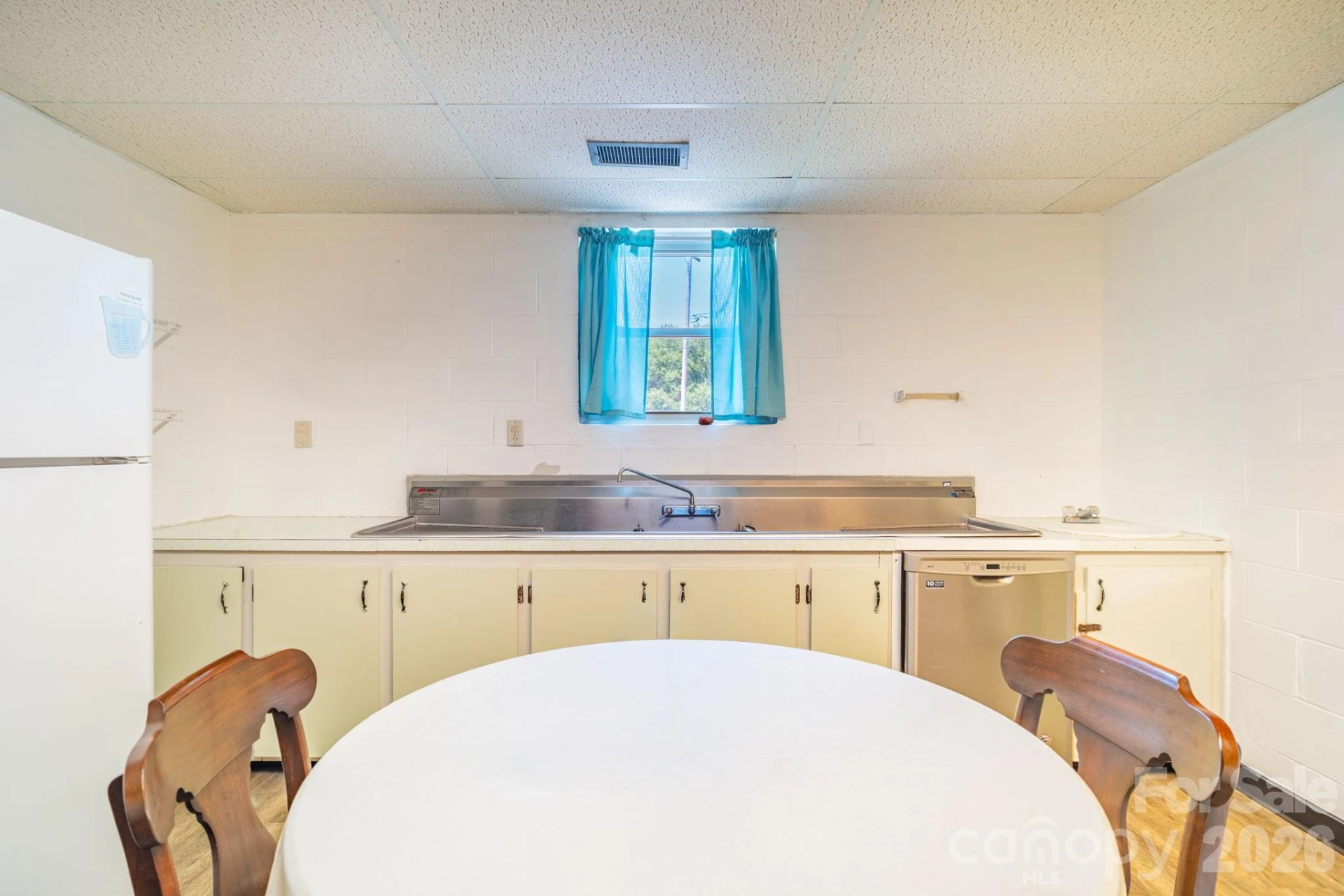 236 Textile Avenue - Photo 8