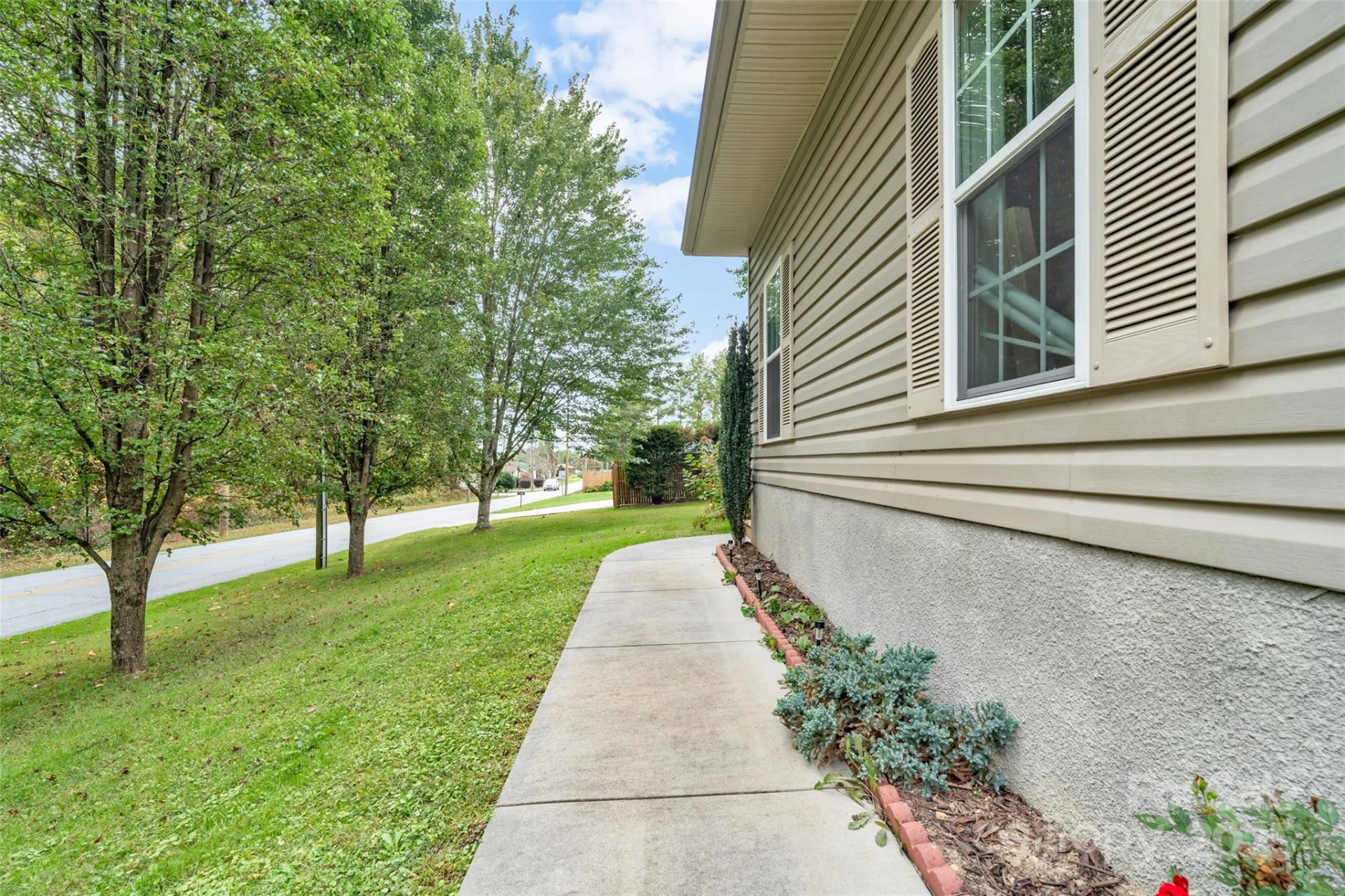 501 Orr's Camp Road - Photo 2