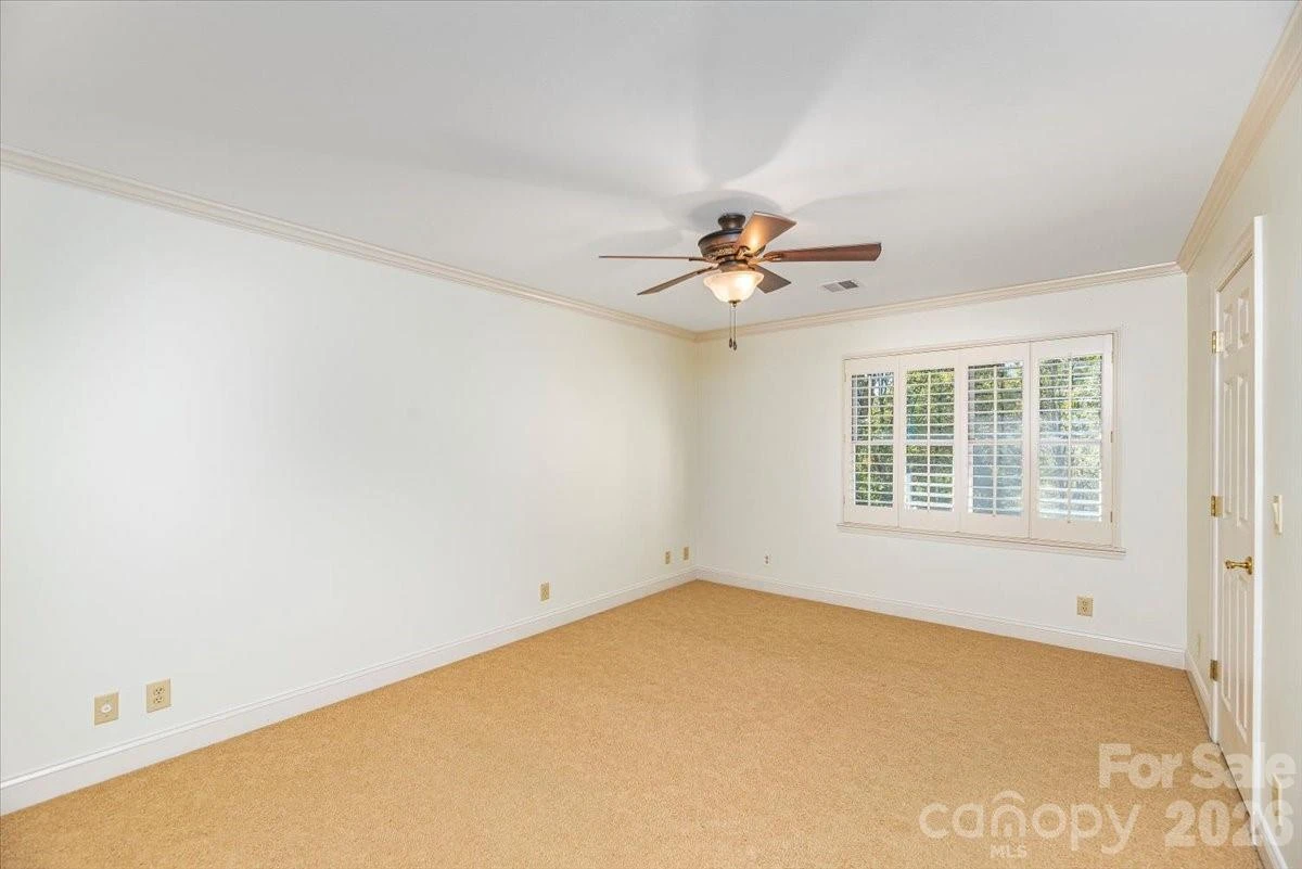 295 Laurel Ridge Drive - Photo 32