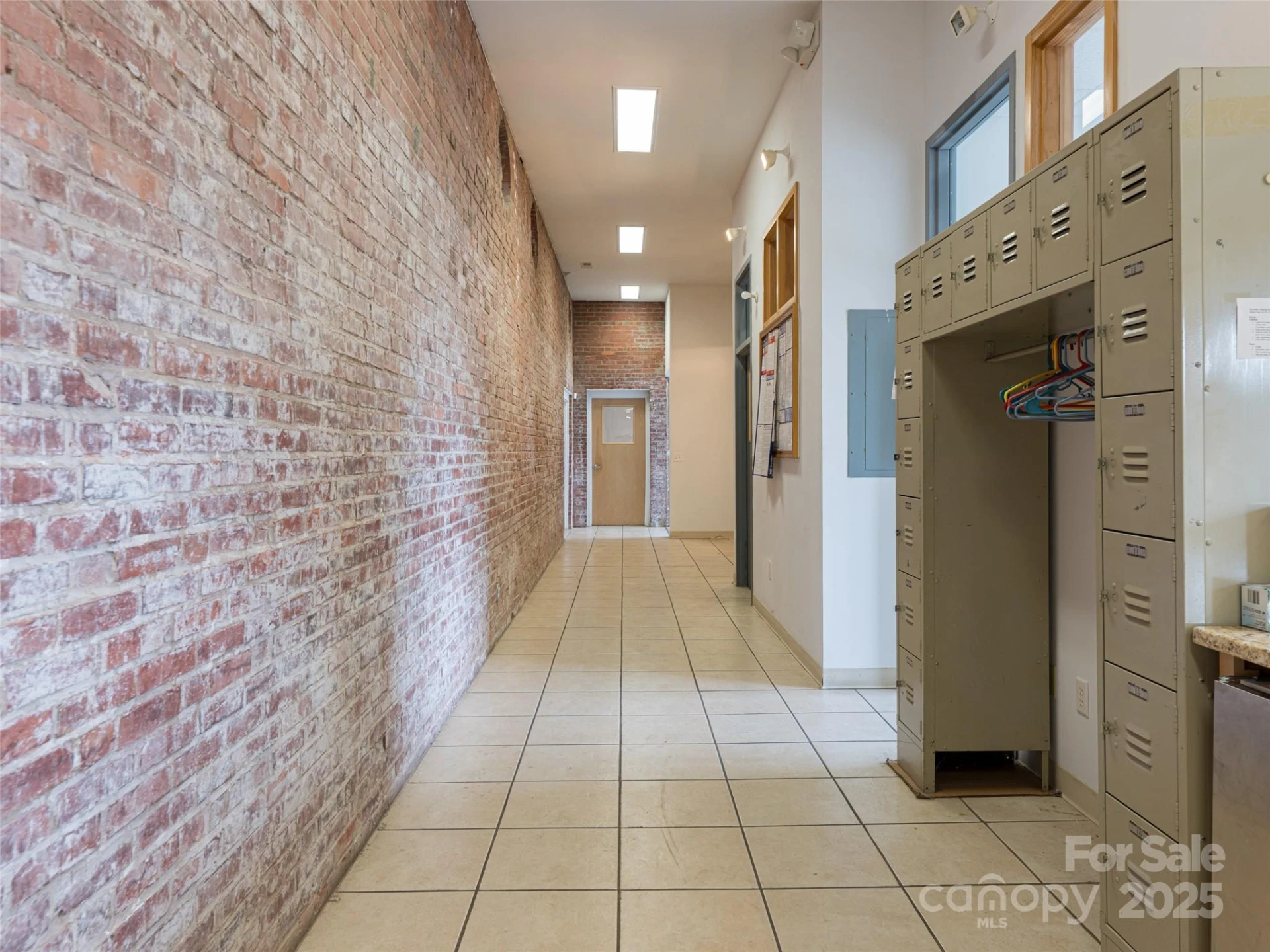 701 Oriole Drive - Photo 19