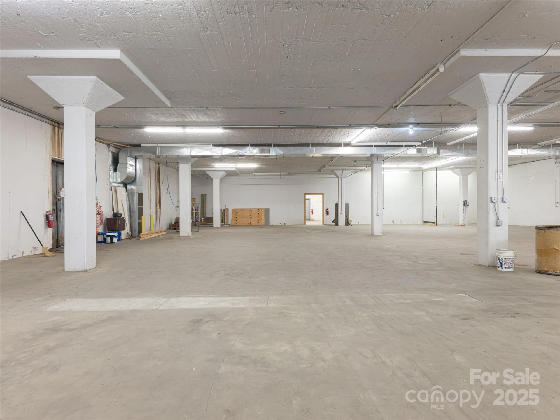 701 Oriole Drive - Photo 37