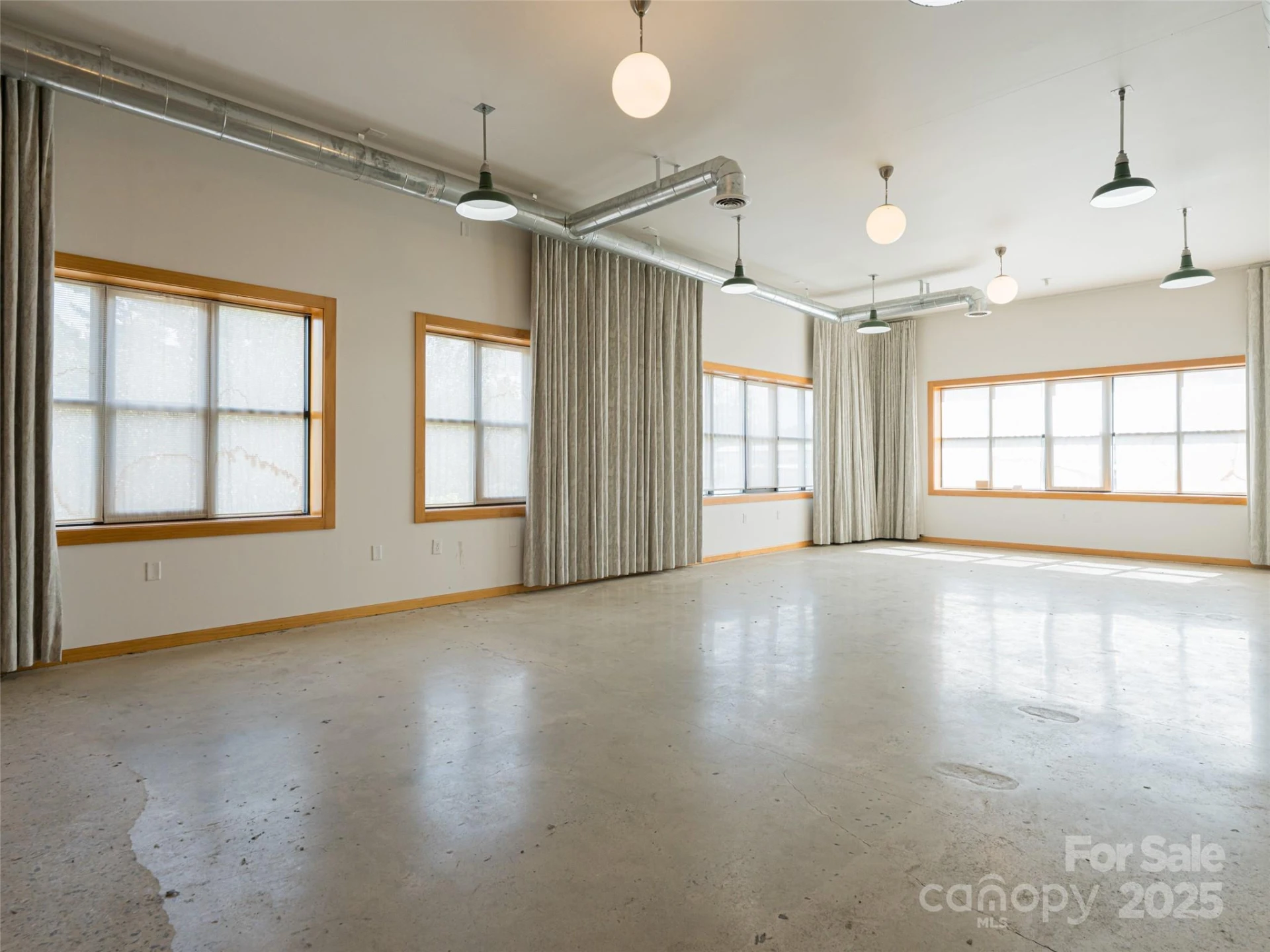 701 Oriole Drive - Photo 10