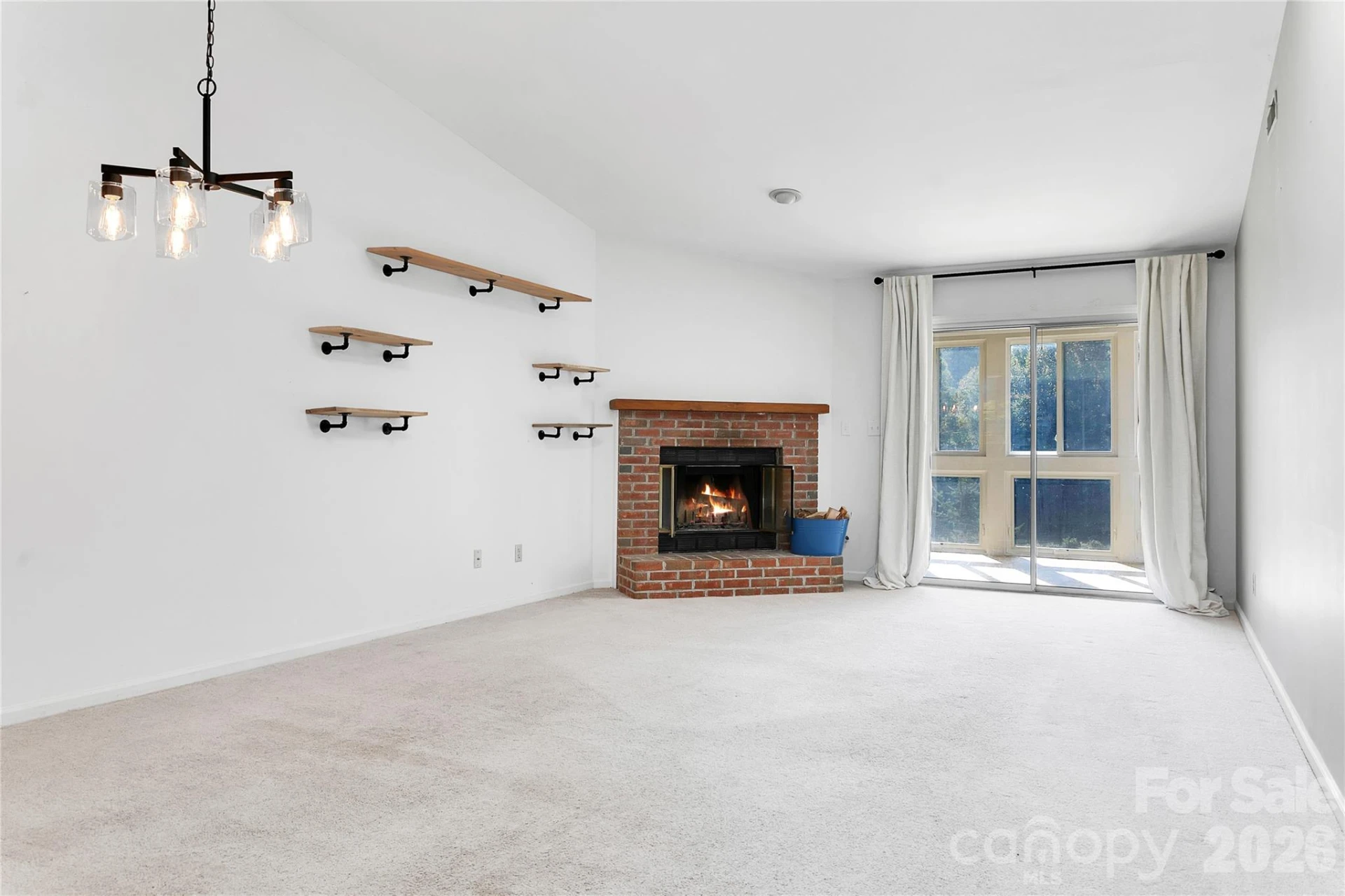 110 Lakeview Court - Photo 7
