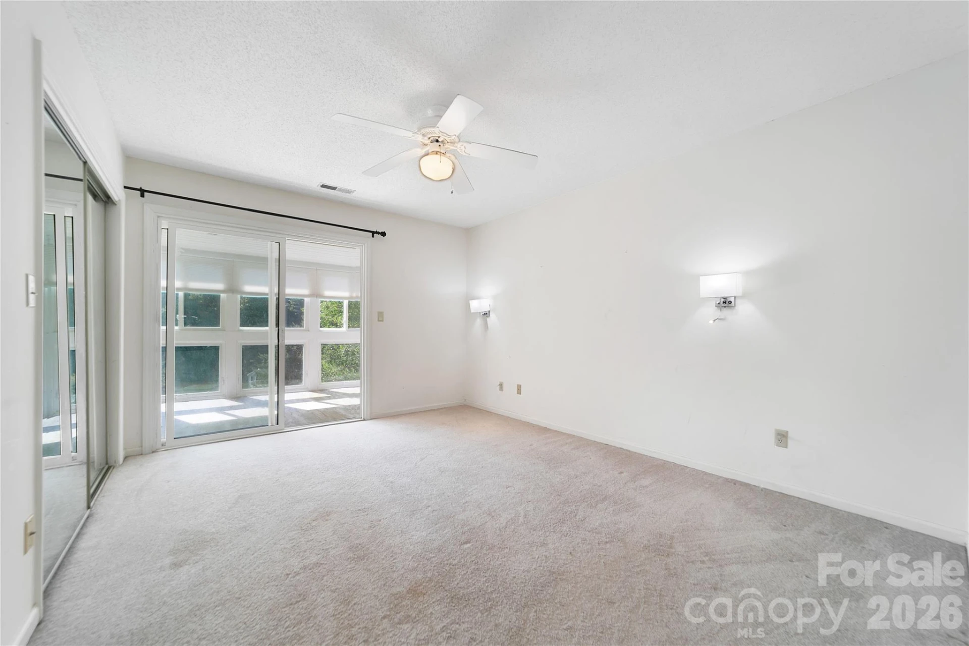 110 Lakeview Court - Photo 13