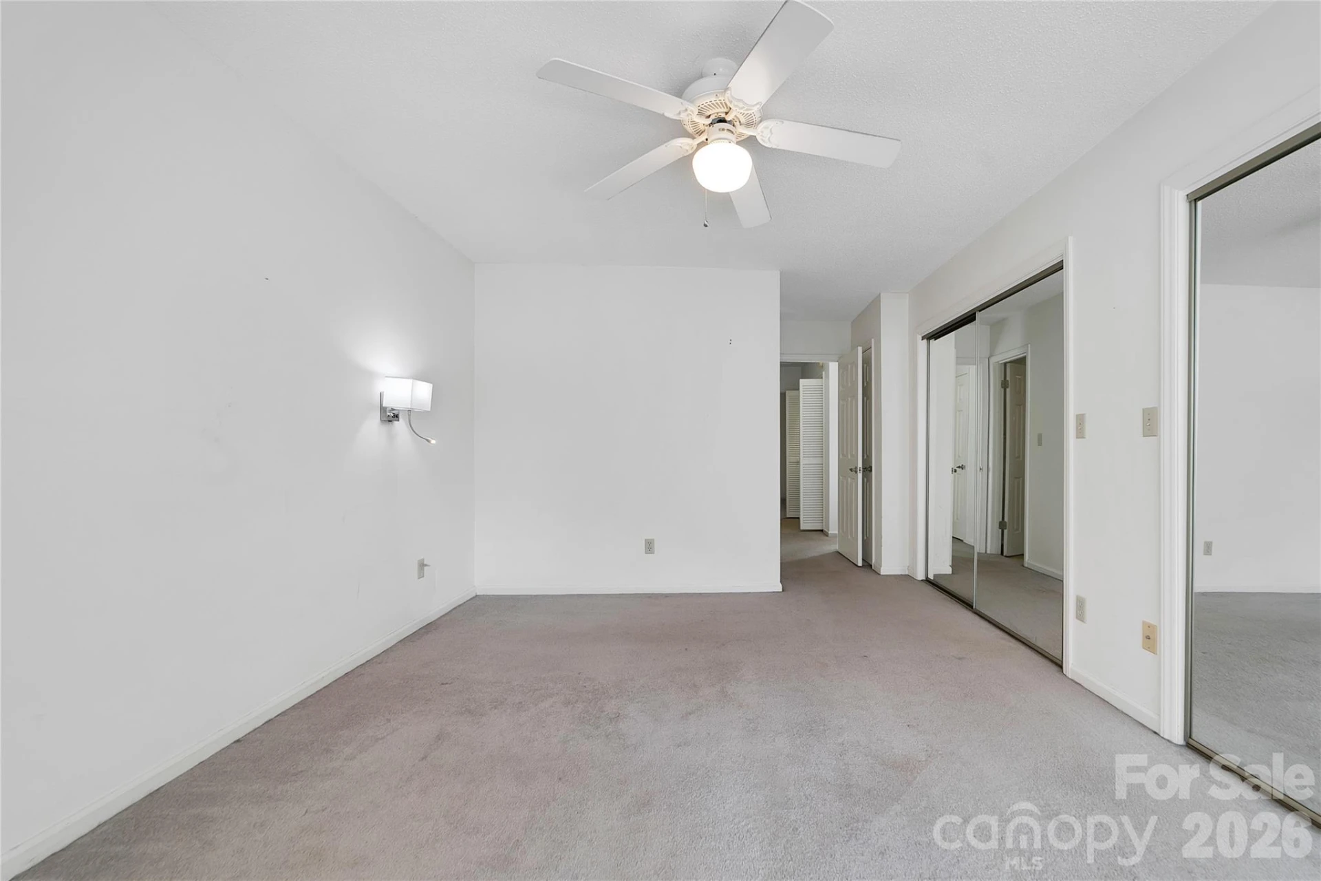 110 Lakeview Court - Photo 15