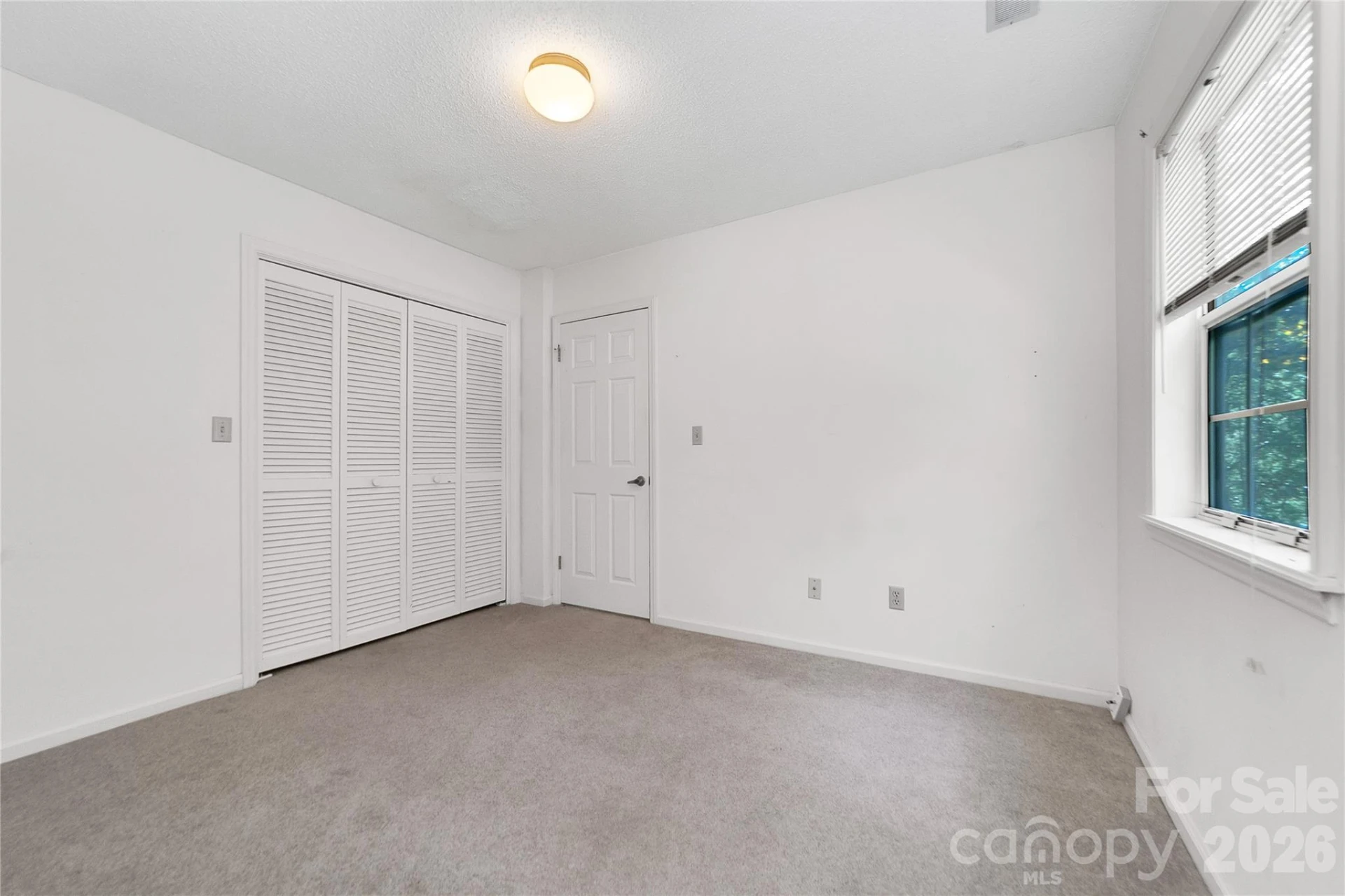 110 Lakeview Court - Photo 22