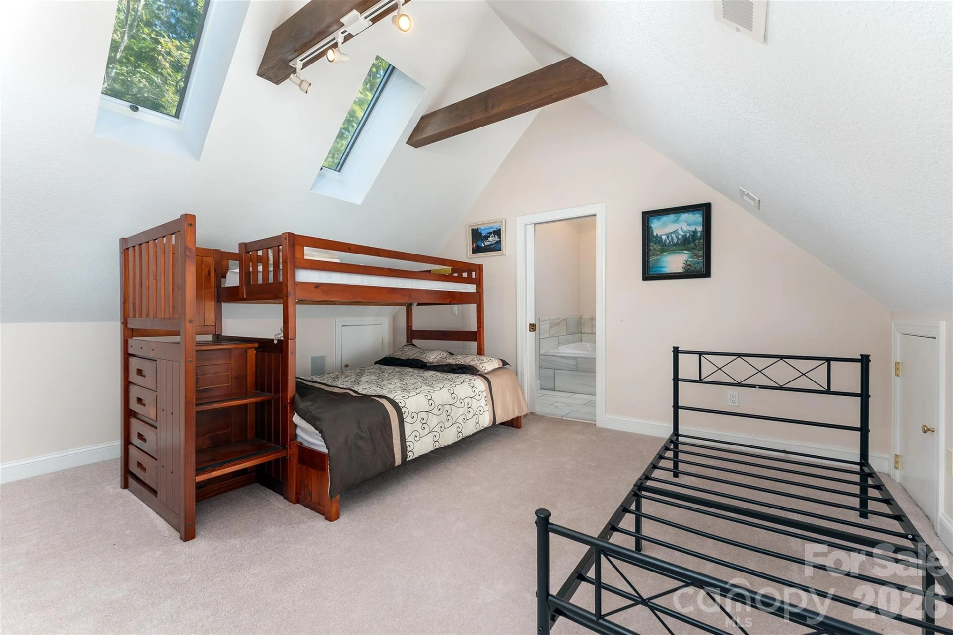 345 Hawks Nest Trail - Photo 18