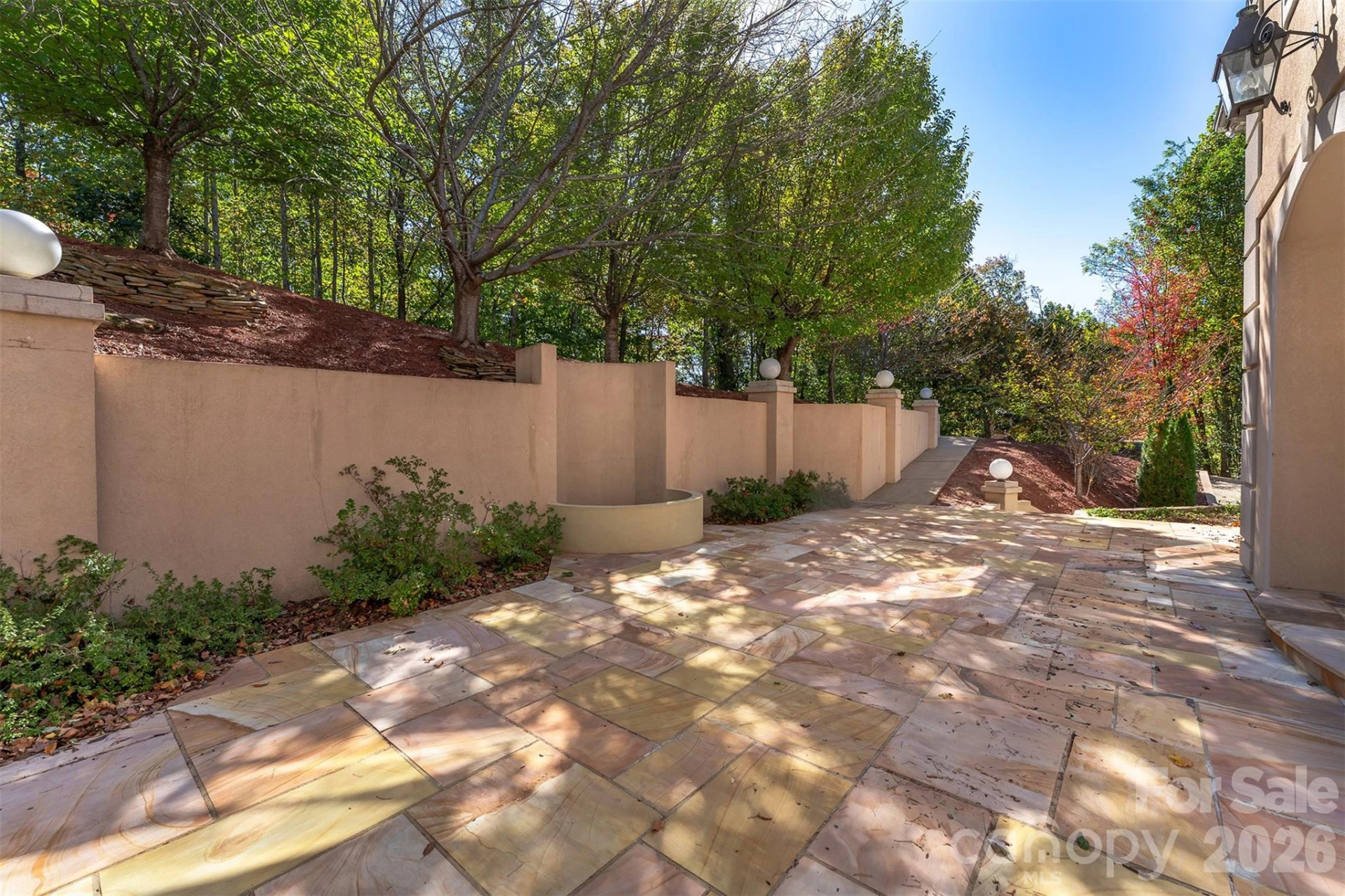 345 Hawks Nest Trail - Photo 26