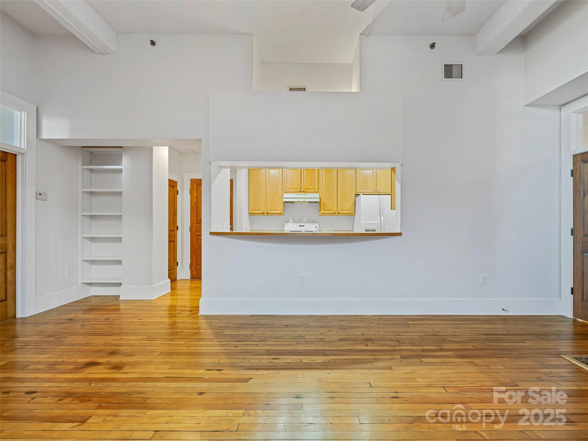 84 W Walnut Street #303 - Photo 8