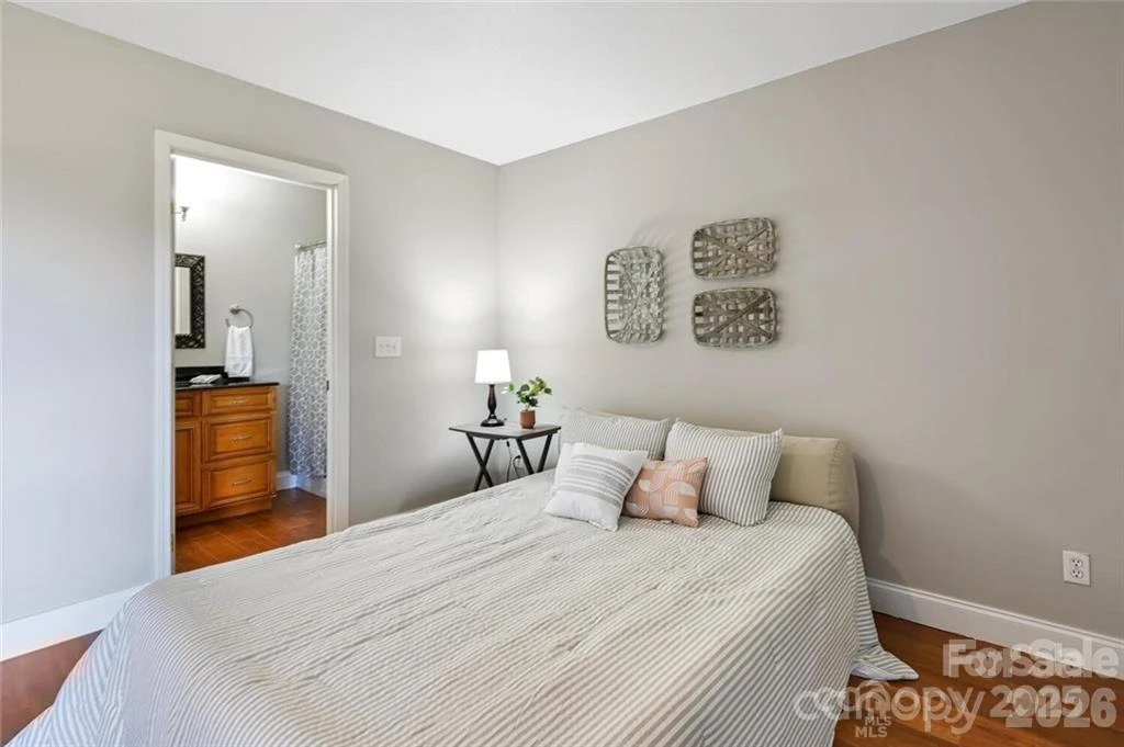 29 Rotunda Circle - Photo 17
