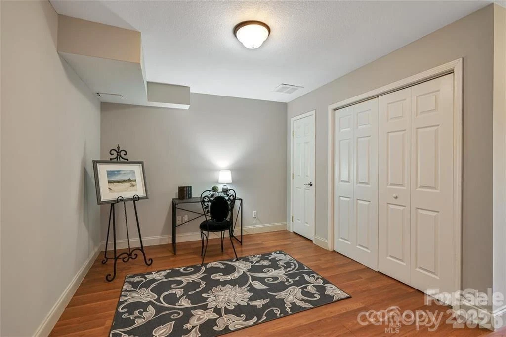 29 Rotunda Circle - Photo 29