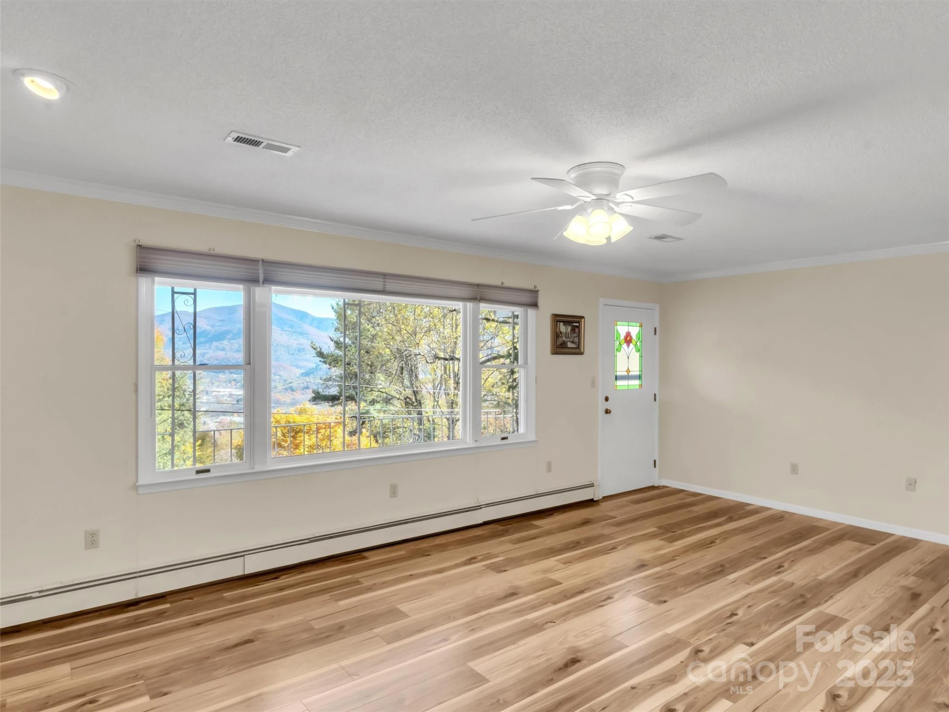 930 Scenic Circle - Photo 8