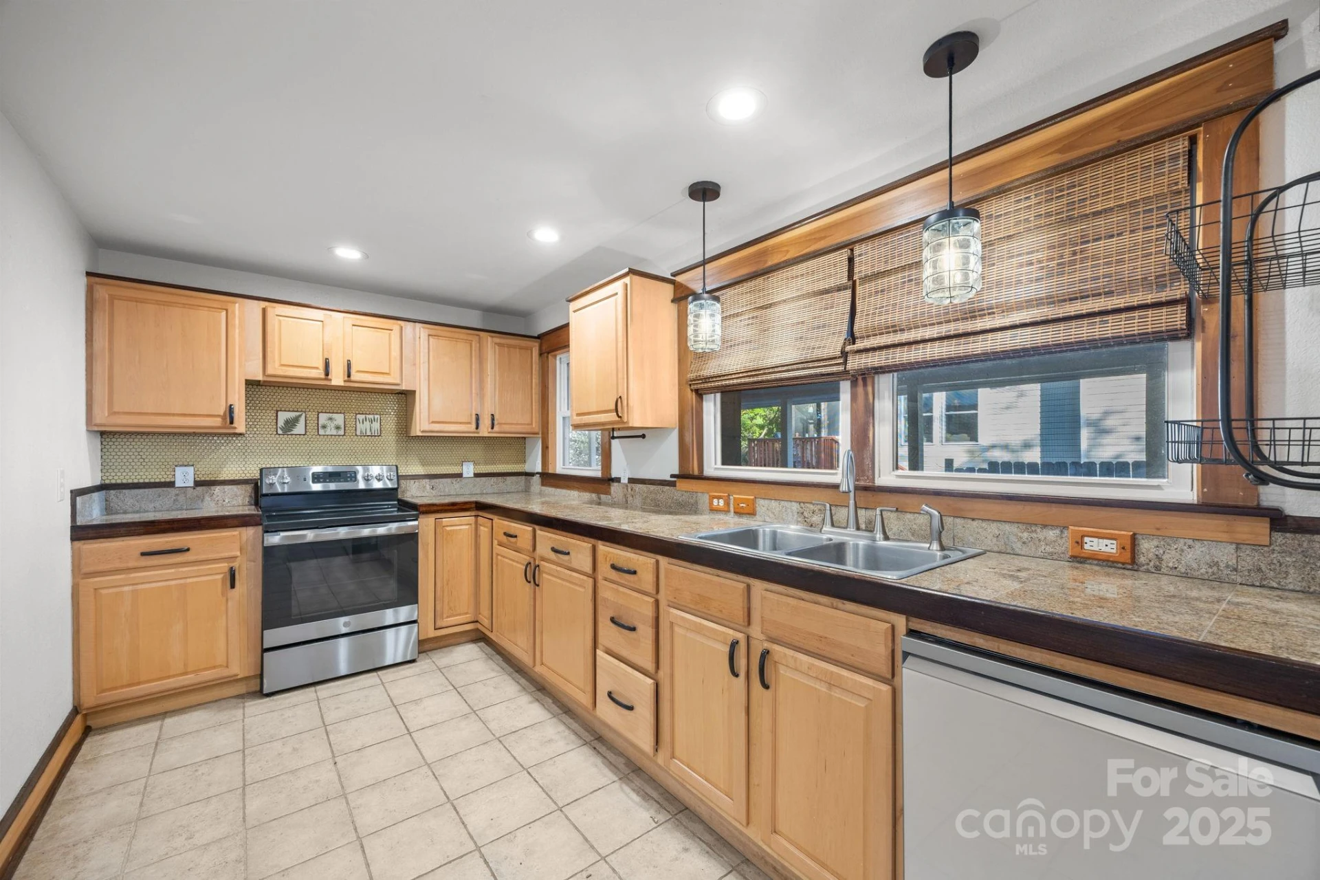186 Joyner Avenue - Photo 18
