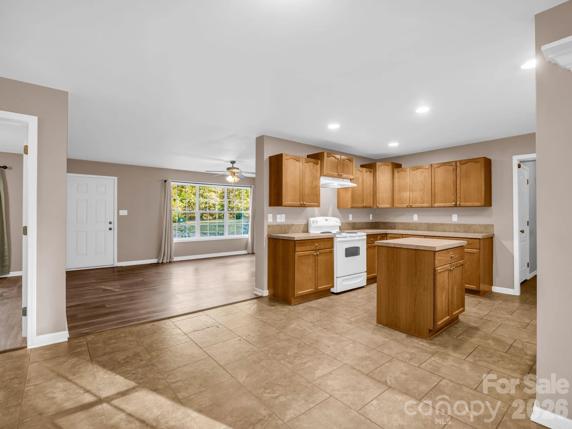 663 Landrum Road - Photo 11