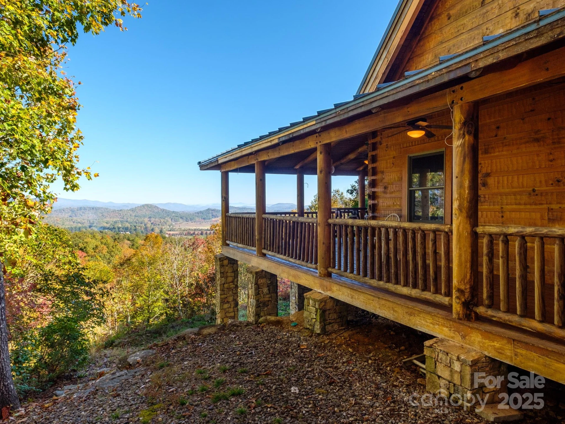 212 Jayhawk Lane - Photo 2
