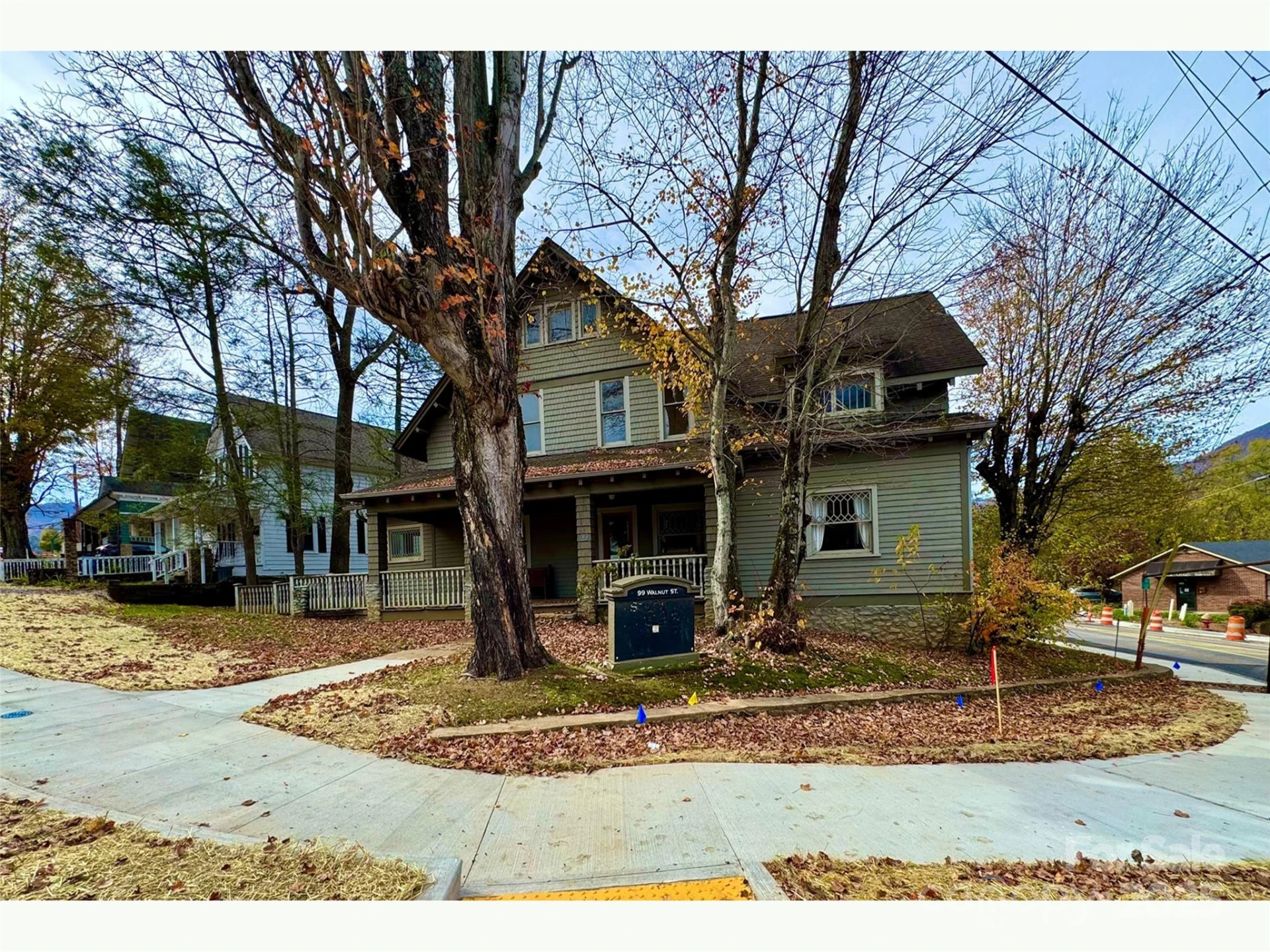 99 Walnut Street