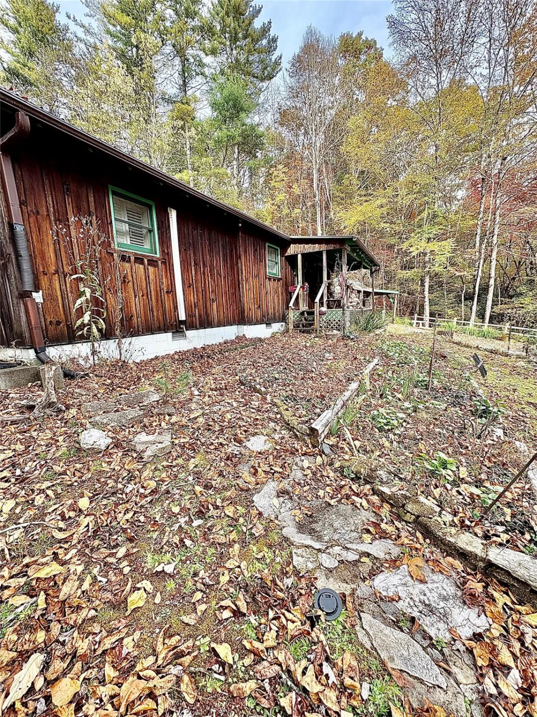 875 Carson Creek Road - Photo 5