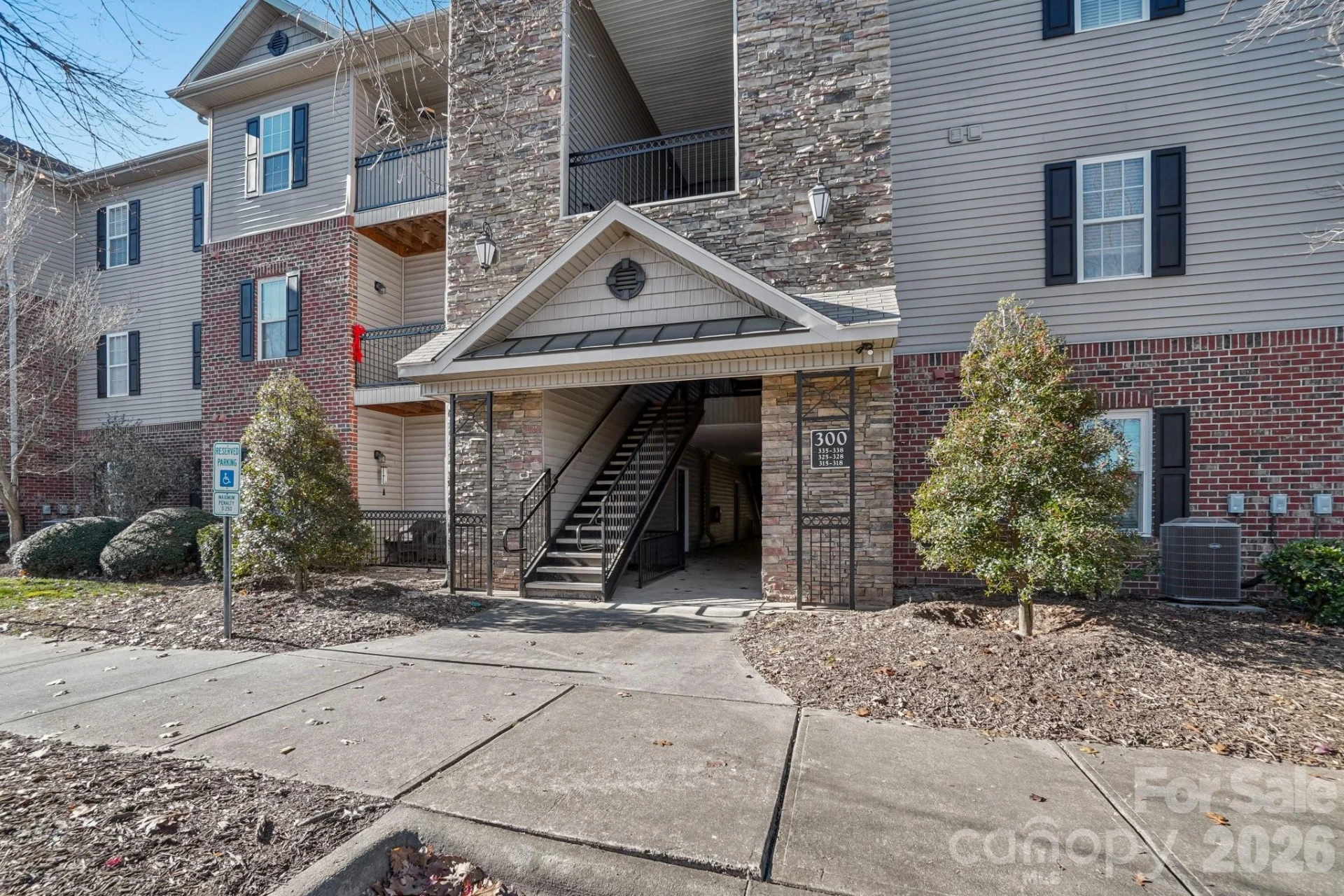 316 Appeldoorn Circle - Photo 2