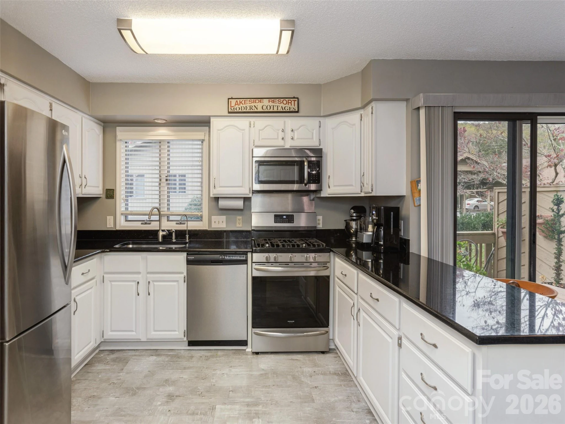 606 Red Oak Drive - Photo 16